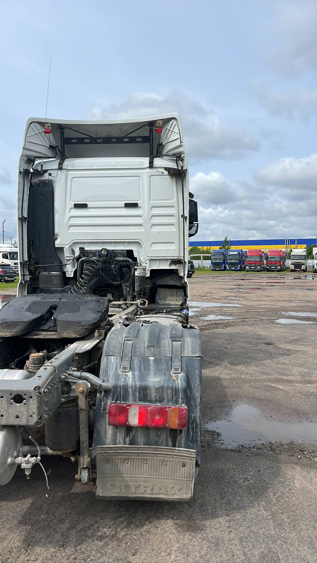Sitrak C7H 4x2 ZZ4186V361HE,  280 053 км, 2023 года в лизинг