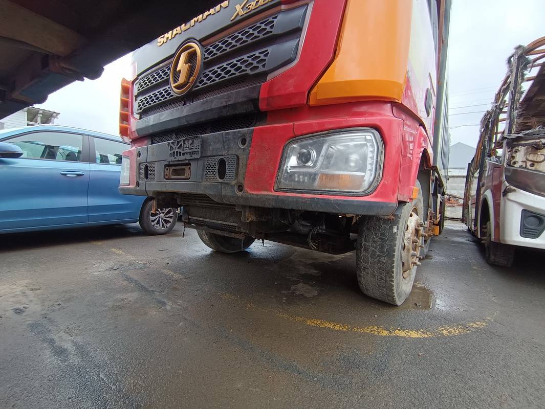 Shacman SX33186T366C Лот 000001979
