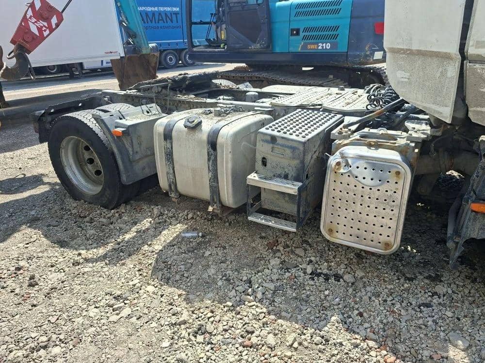 DongFeng GX DFH4180 4x2,  413 686 км, 2023 года в лизинг