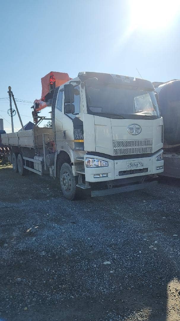 FAW CA3250P66K2T1E5 6х4,  27 901 км, 2024 года в лизинг