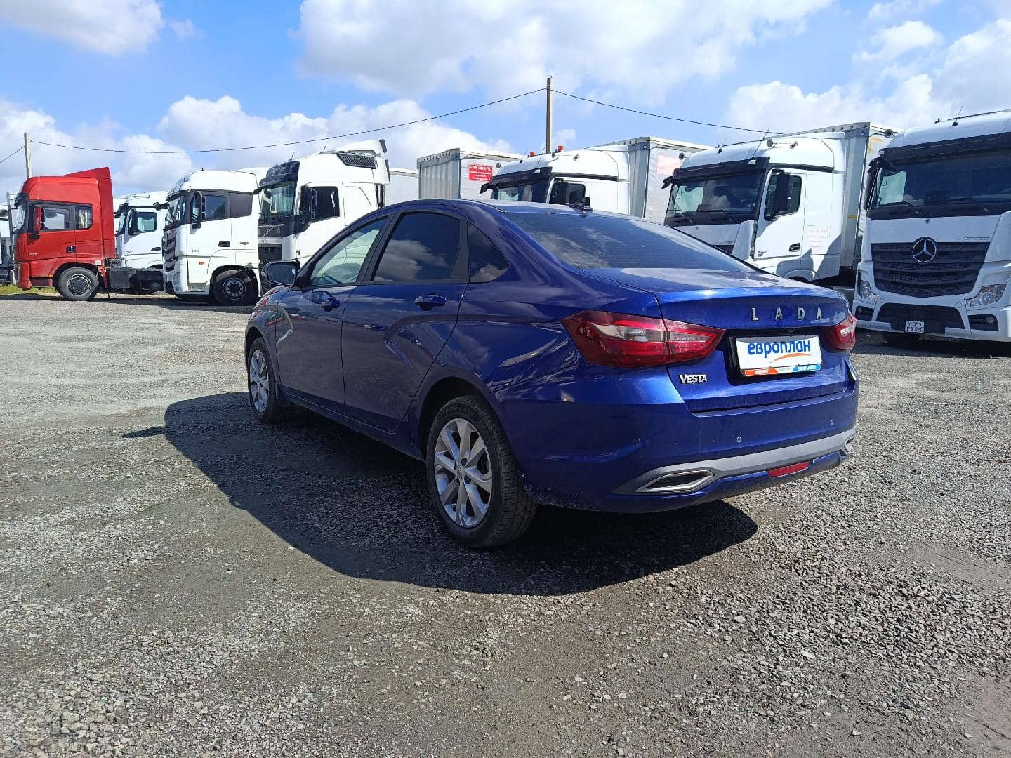 Lada Vesta седан,  50 656 км, 2025 года в лизинг