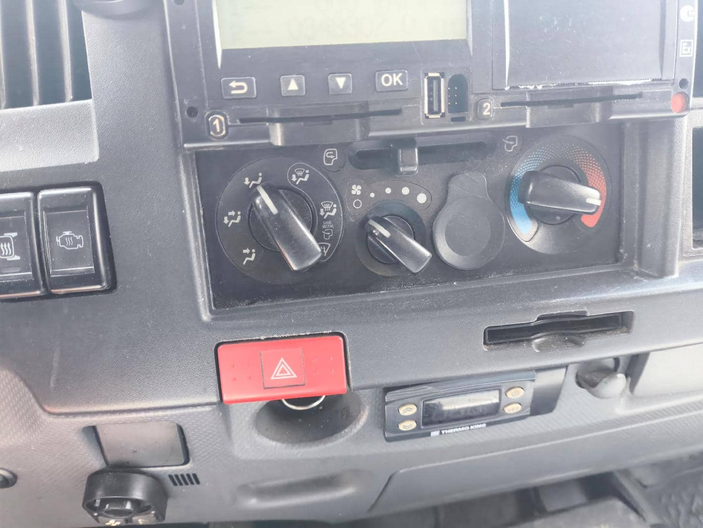 ISUZU NPR75LK,  348 243 км, 2019 года в лизинг