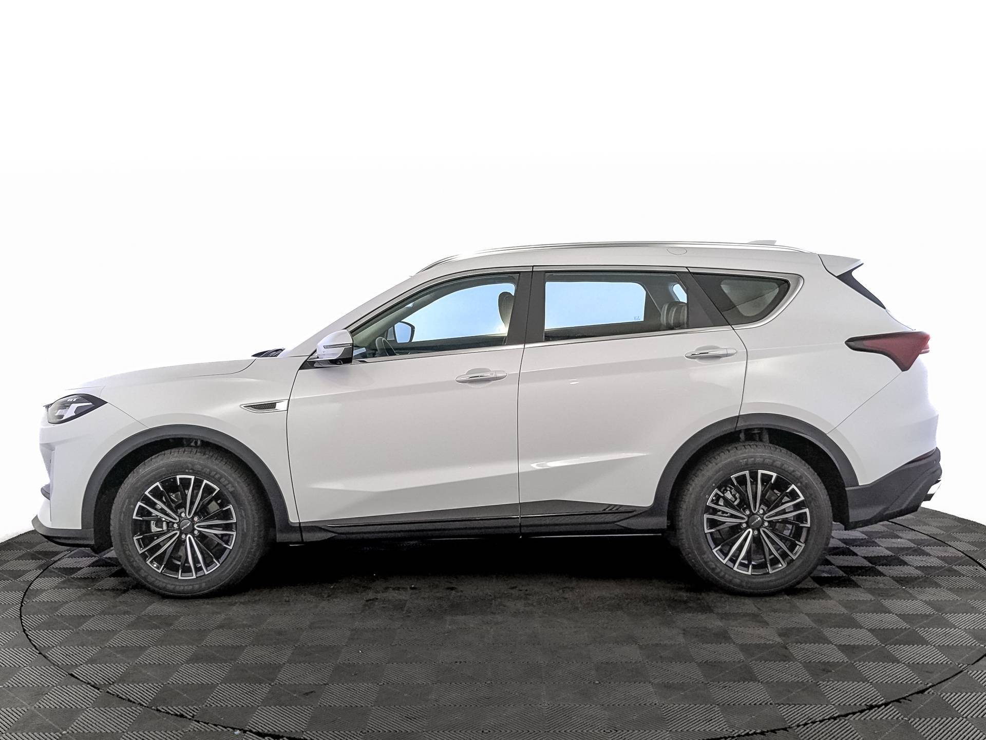 Jetour X70 Plus 1.6TGDI-7DCT Comfort