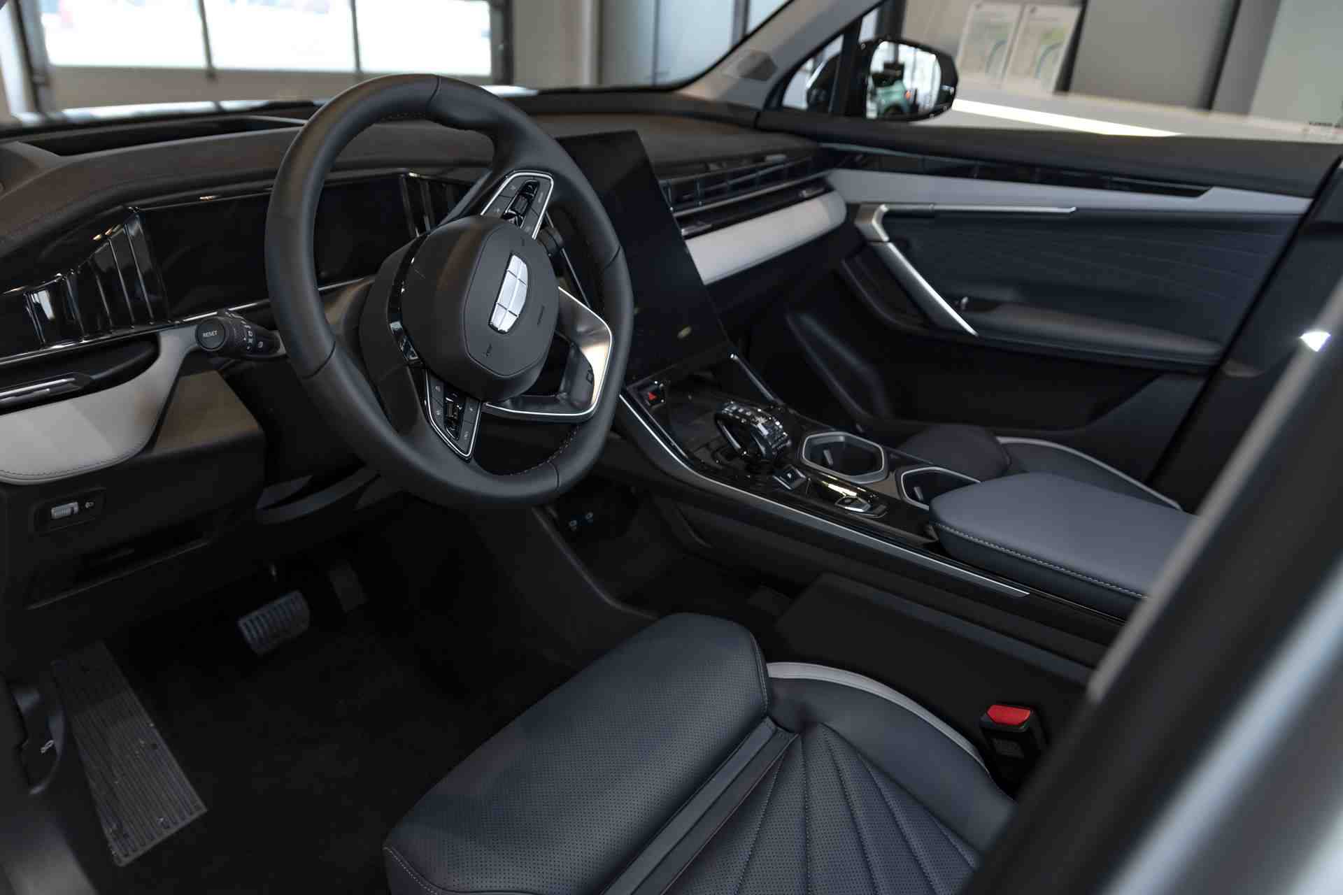 Geely Atlas Flagship Sport 2.0T 8AT 4WD