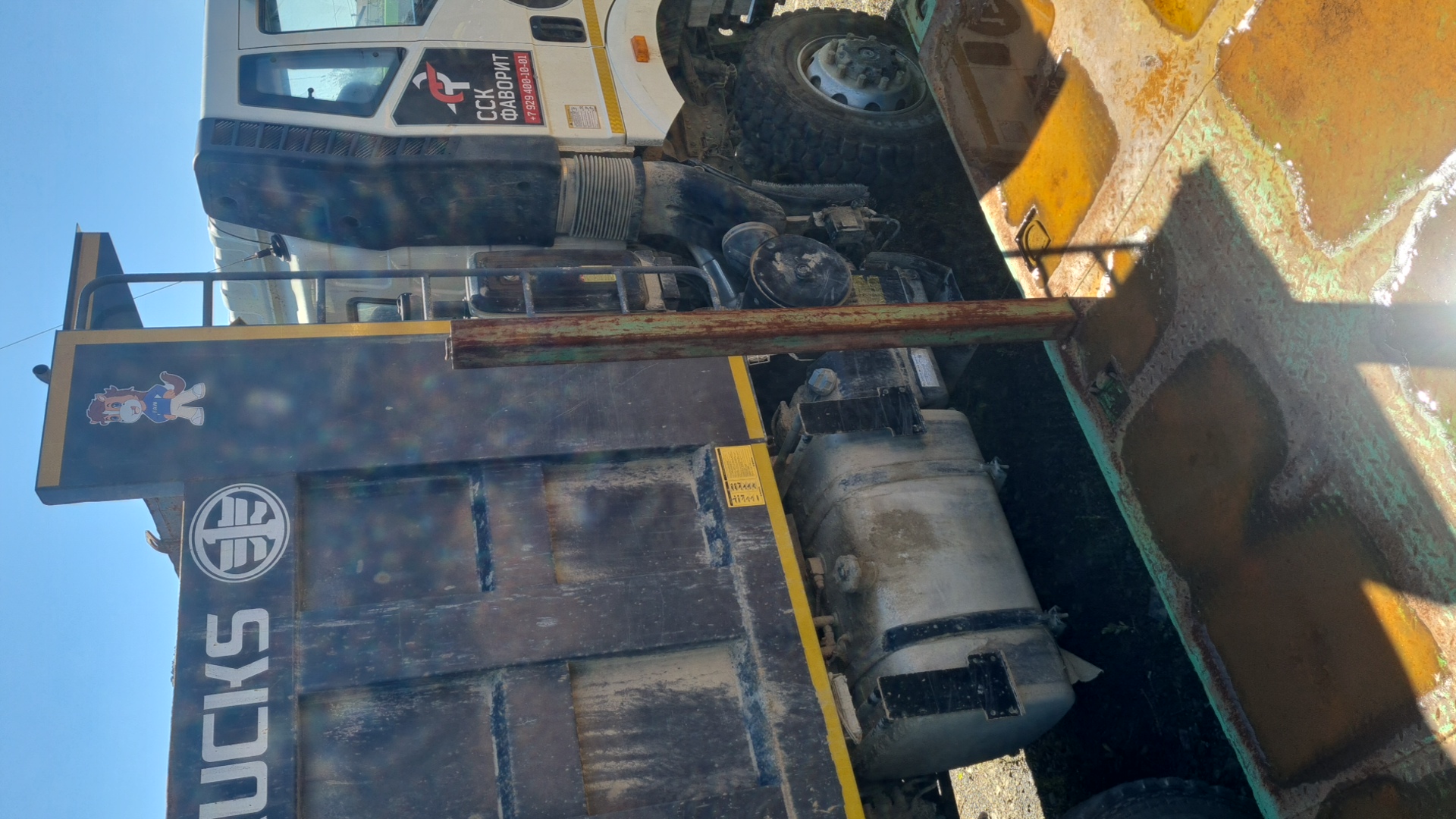 FAW CA3250P66K24L1TE5 6x6,  130 000 км, 2023 года в лизинг