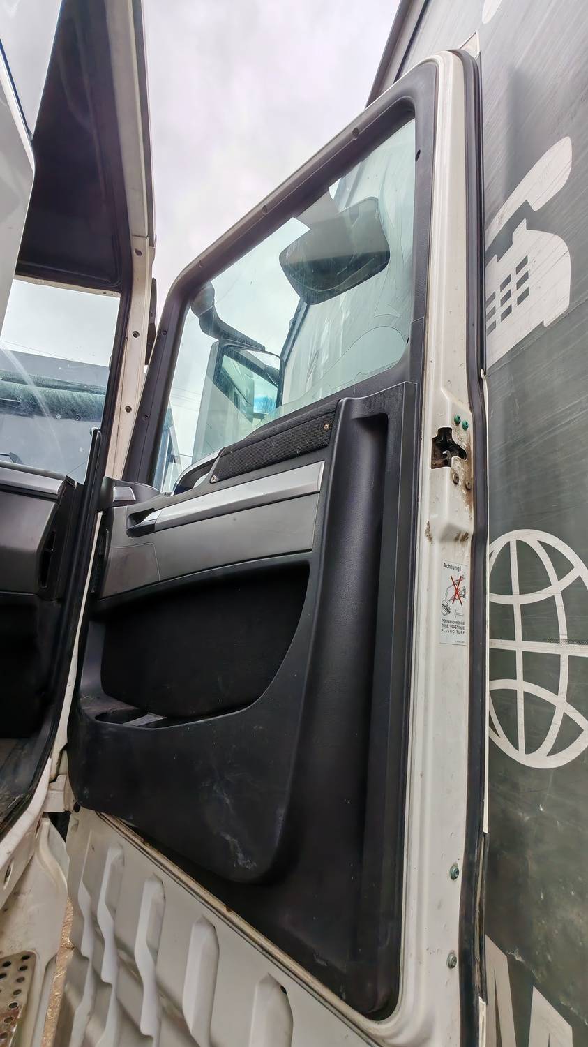 MAN TGX 18.440 4X2 BLS (XL),  1 100 000 км, 2014 года в лизинг