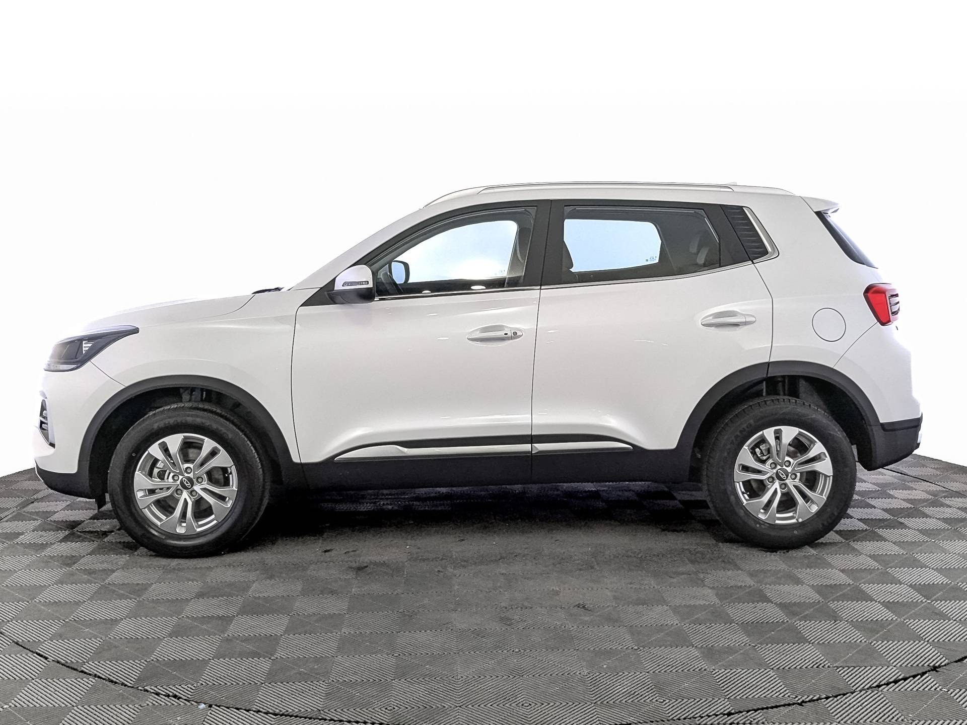 Chery Tiggo 4 PRO Action