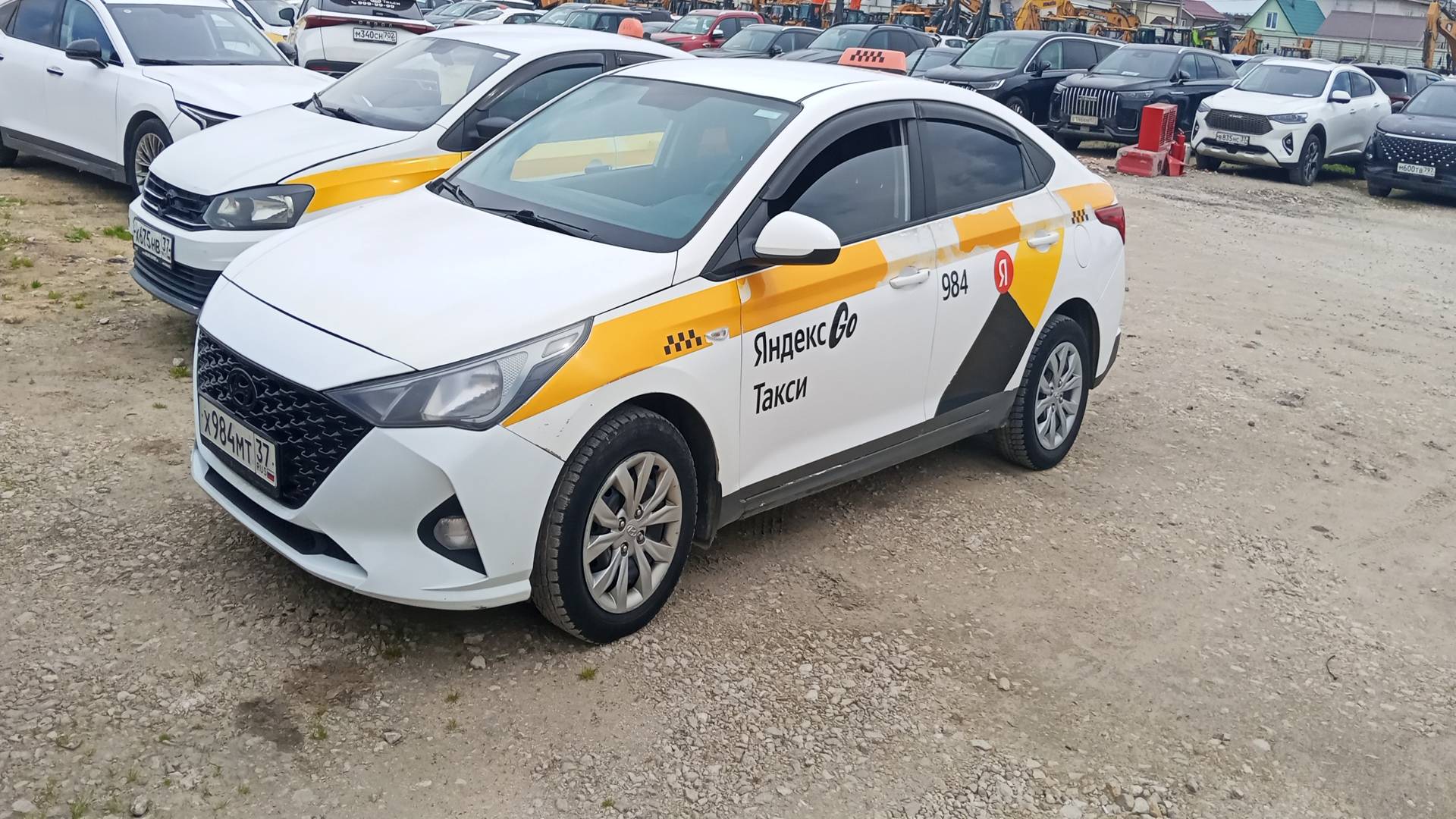 Hyundai Solaris,  268 694 км, 2021 года в лизинг