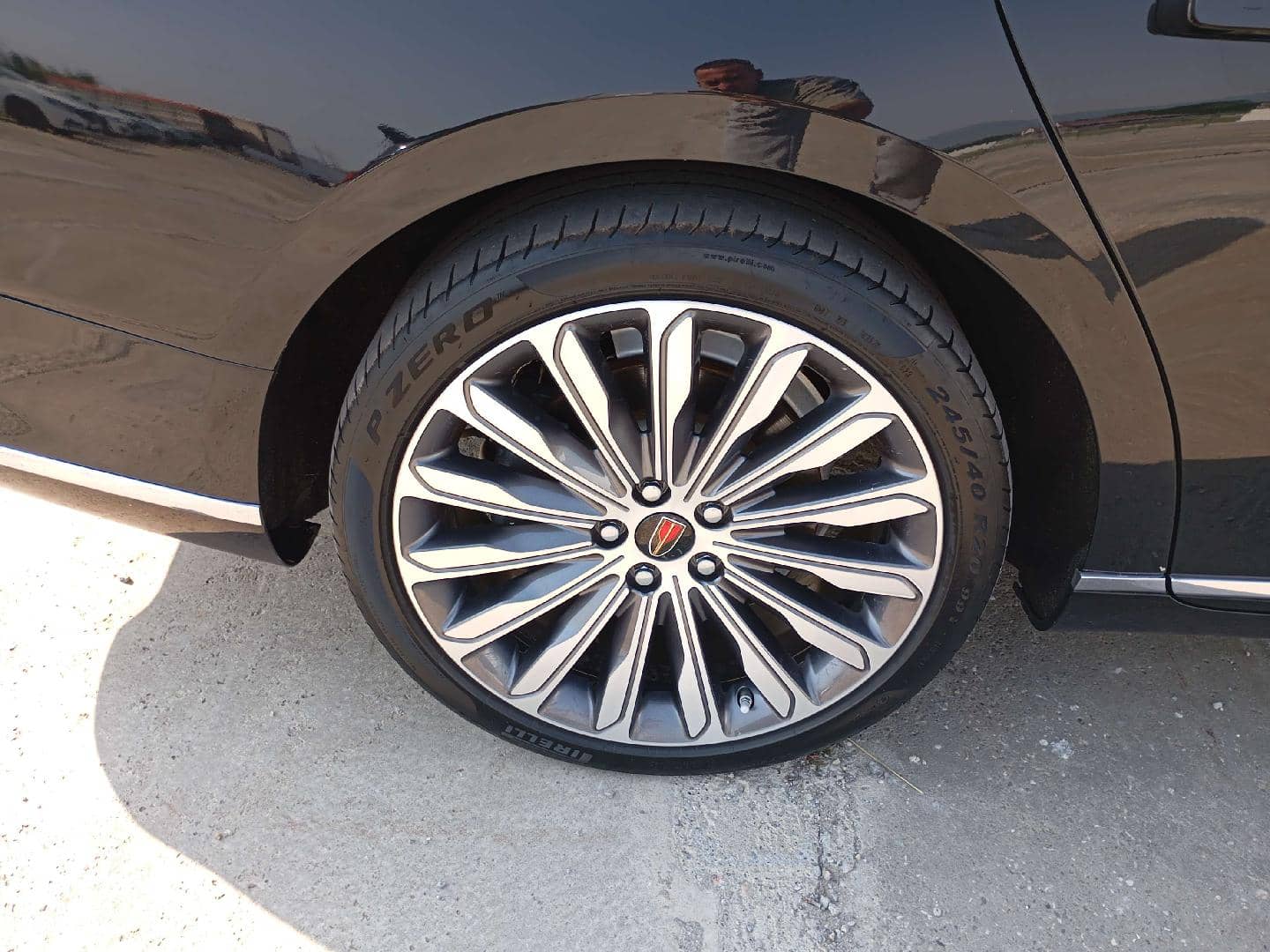 Hongqi H9,  90 336 км, 2023 года в лизинг