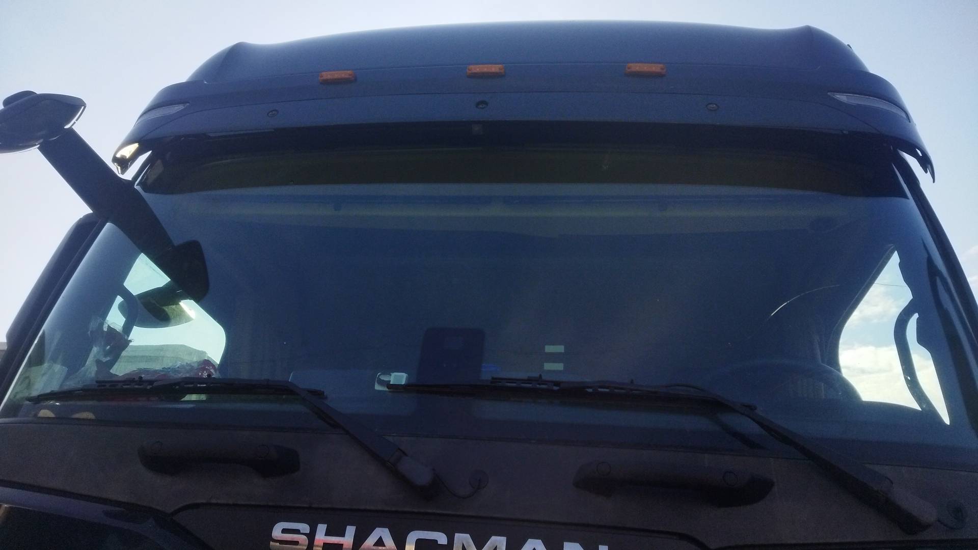 Shacman SX4188YY381,  268 164 км, 2024 года в лизинг