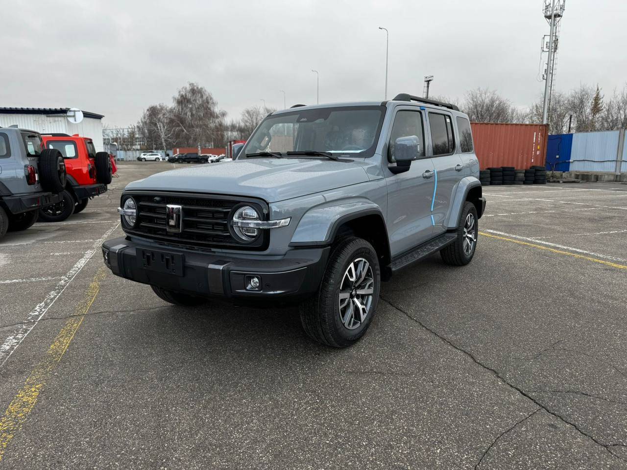 Tank 300 City Adventure 2.0 8AT 4WD