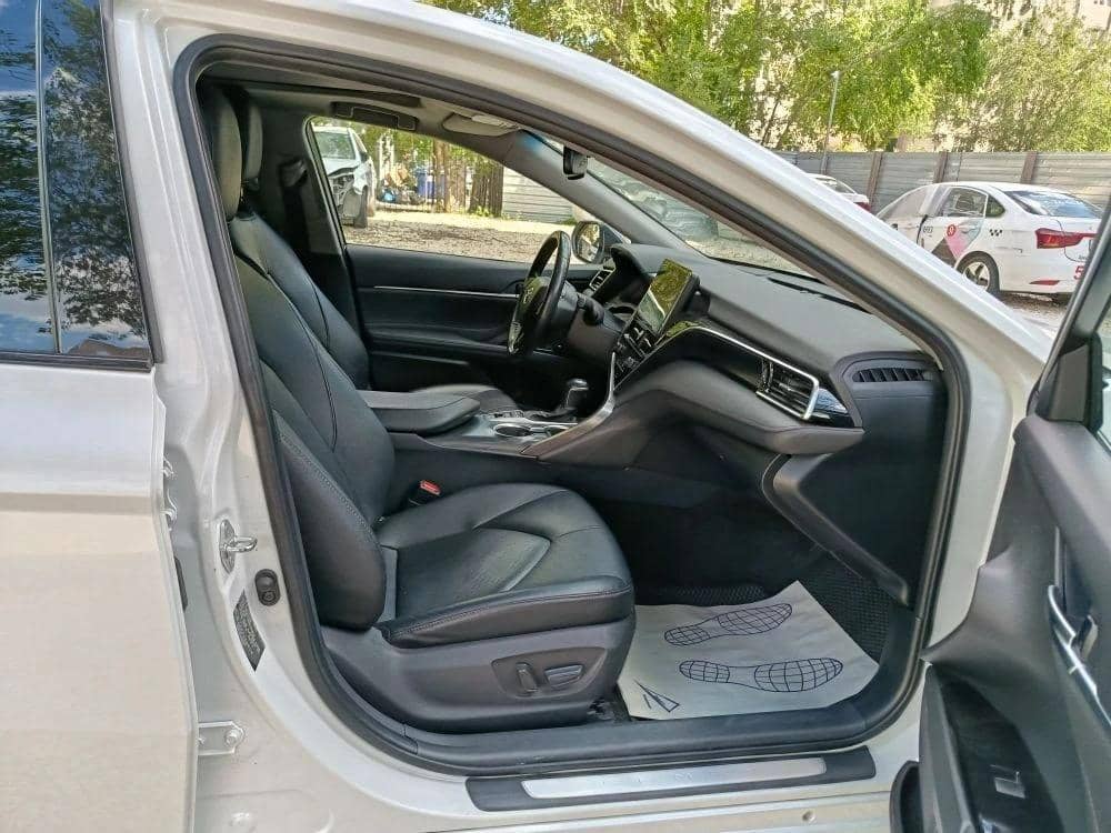 Toyota Camry,  148 136 км, 2022 года в лизинг
