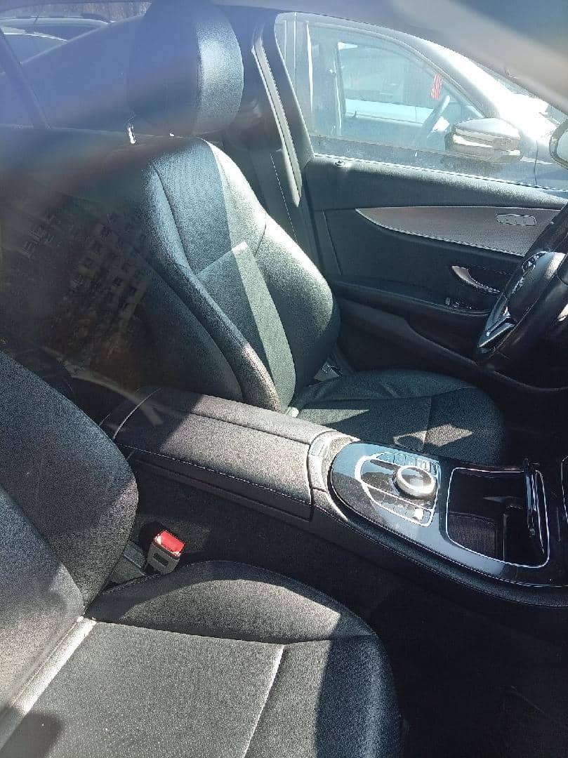 Mercedes-Benz E седан,  240 000 км, 2018 года
