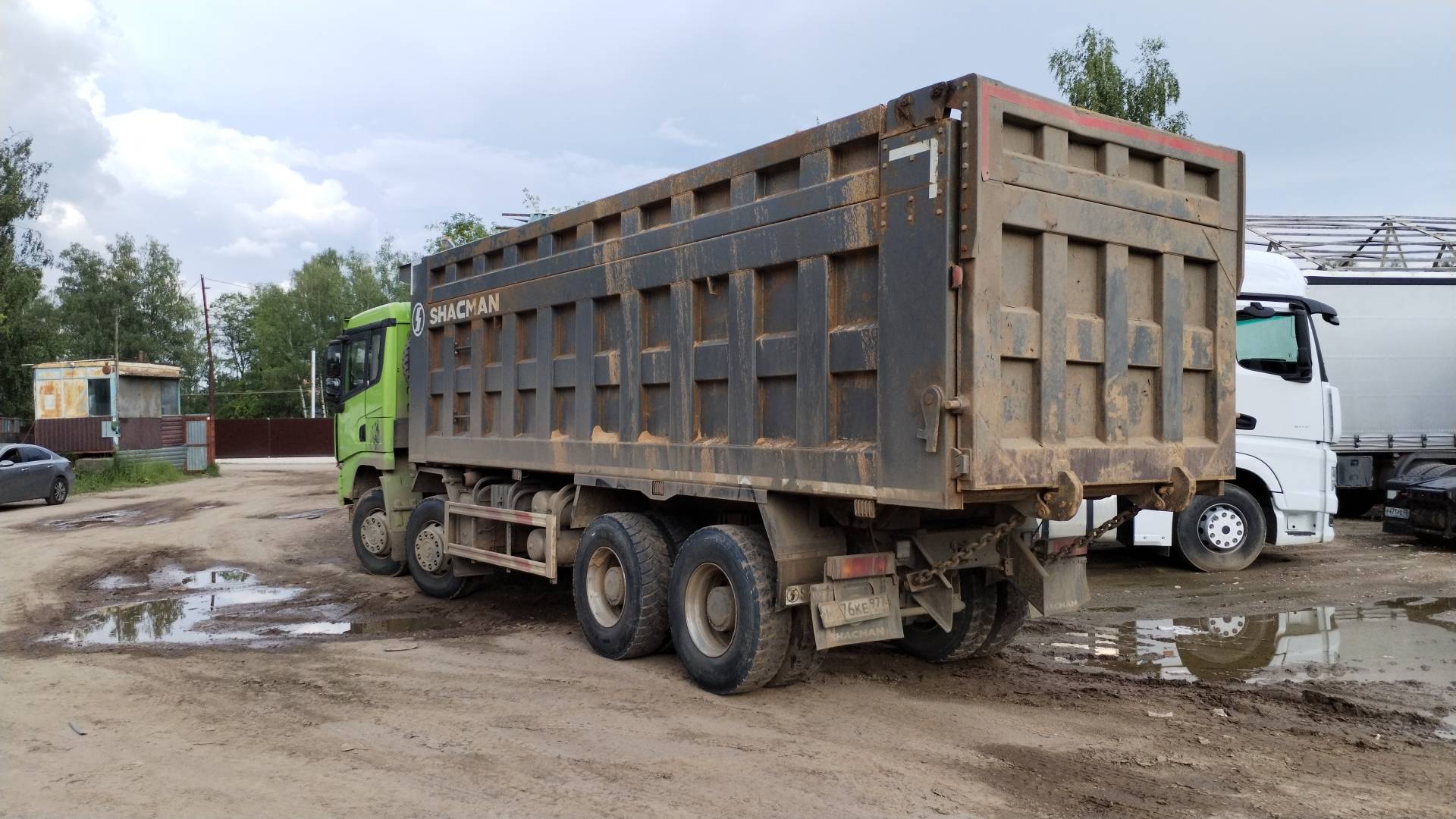 Shacman SX33186W366C,  136 969 км, 2022 года в лизинг