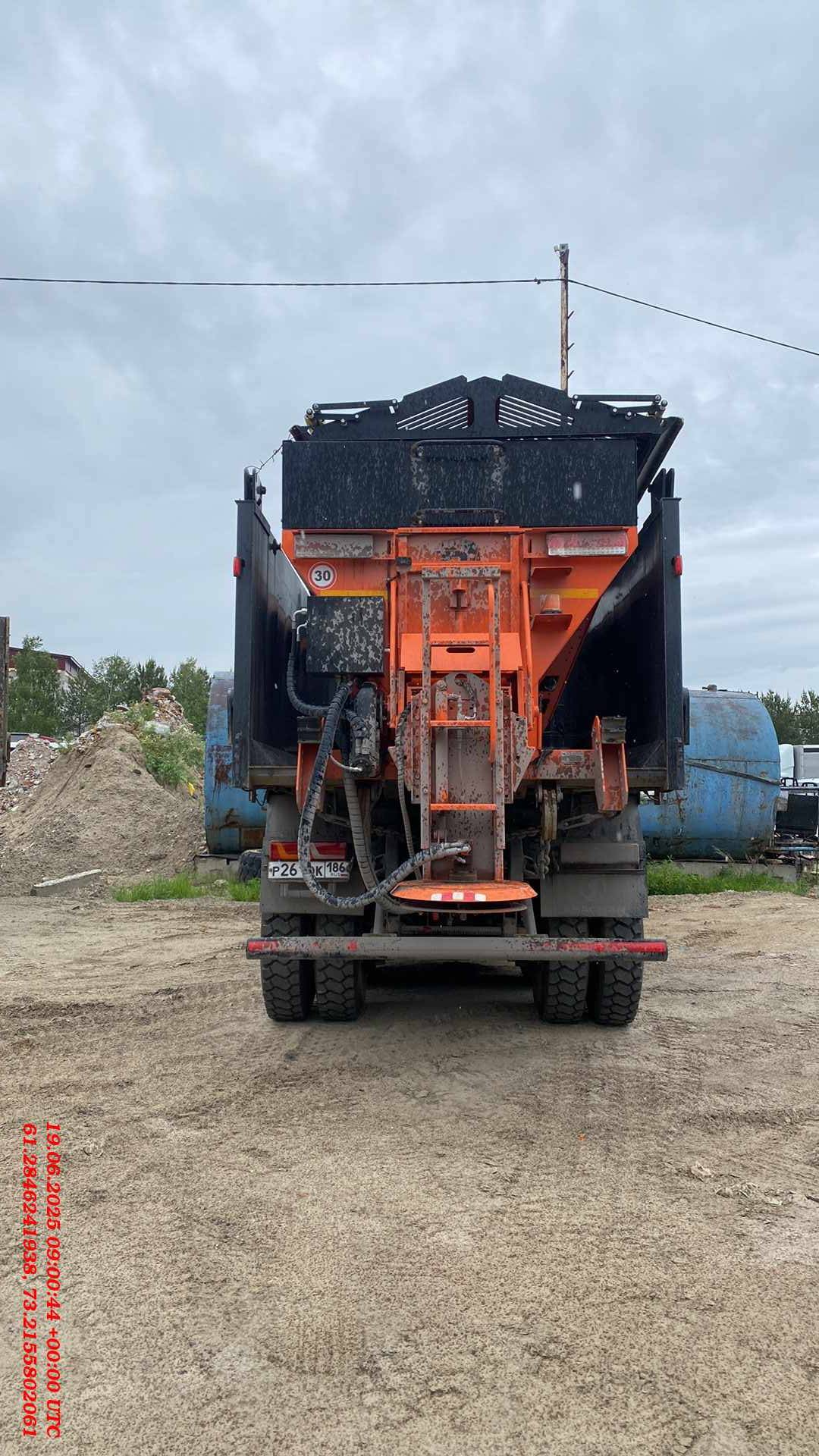 Shacman SX32586T385,  6 044 км, 2024 года в лизинг