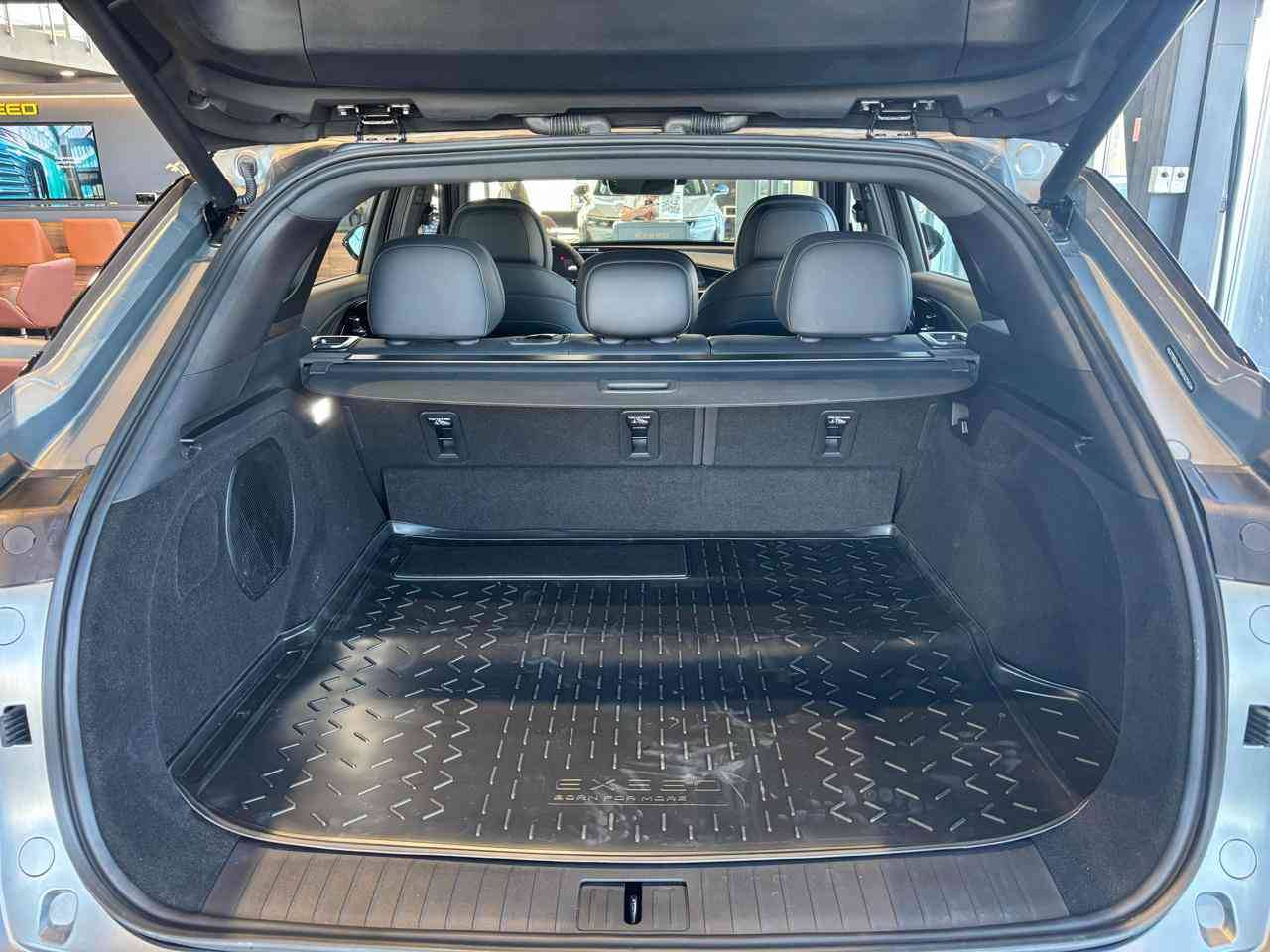 EXEED RX Премиум 2.0Т АТ полный привод (Premium)