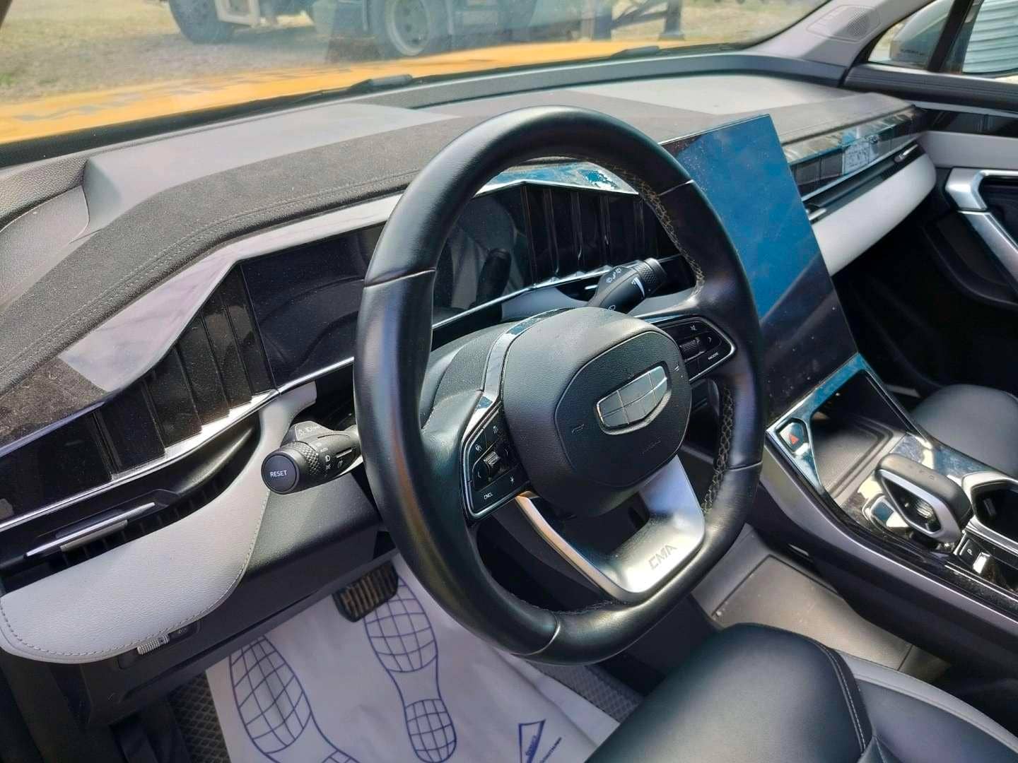 Geely Atlas,  134 377 км, 2024 года в лизинг