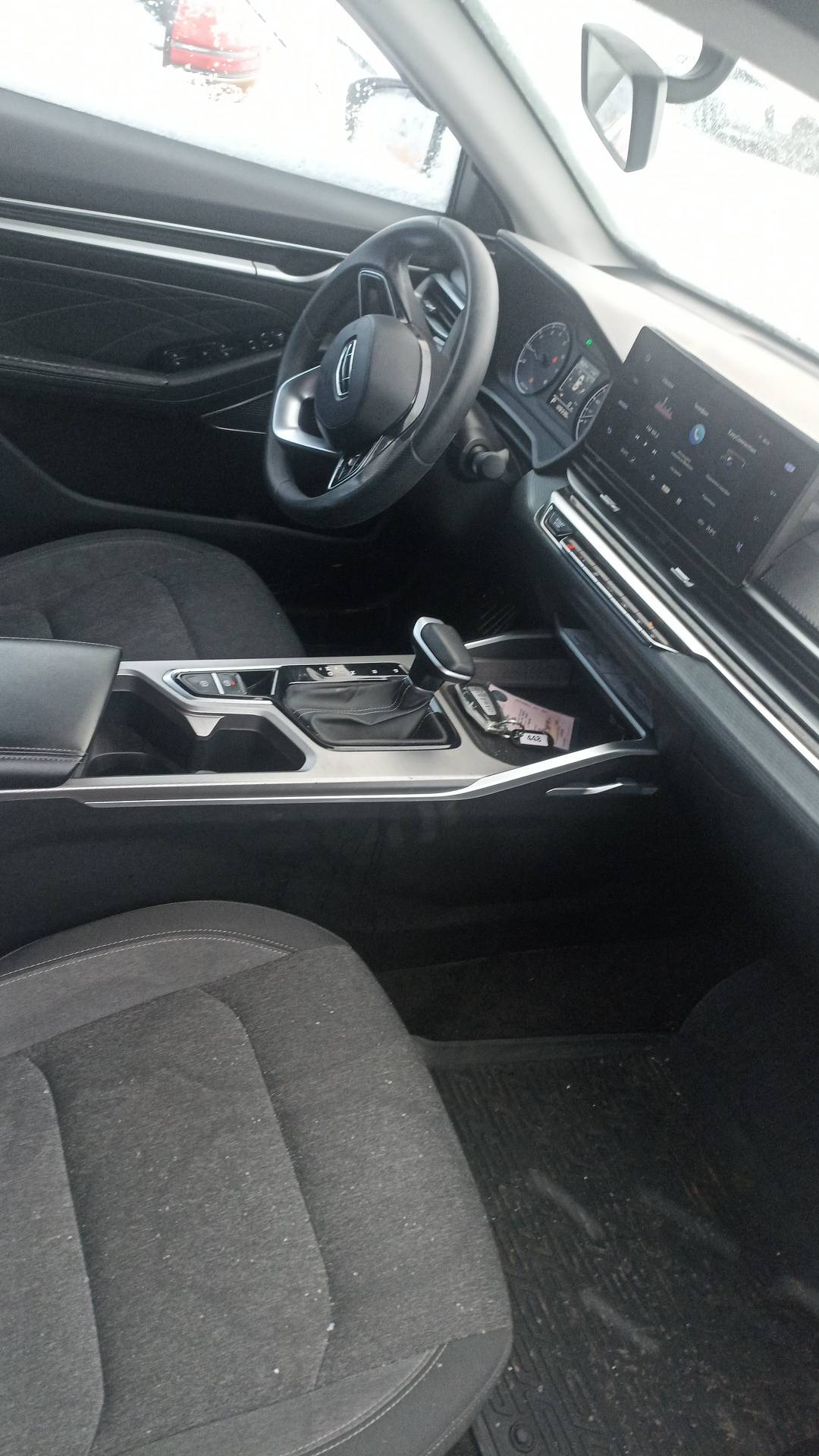 Geely Emgrand,  128 336 км, 2024 года в лизинг