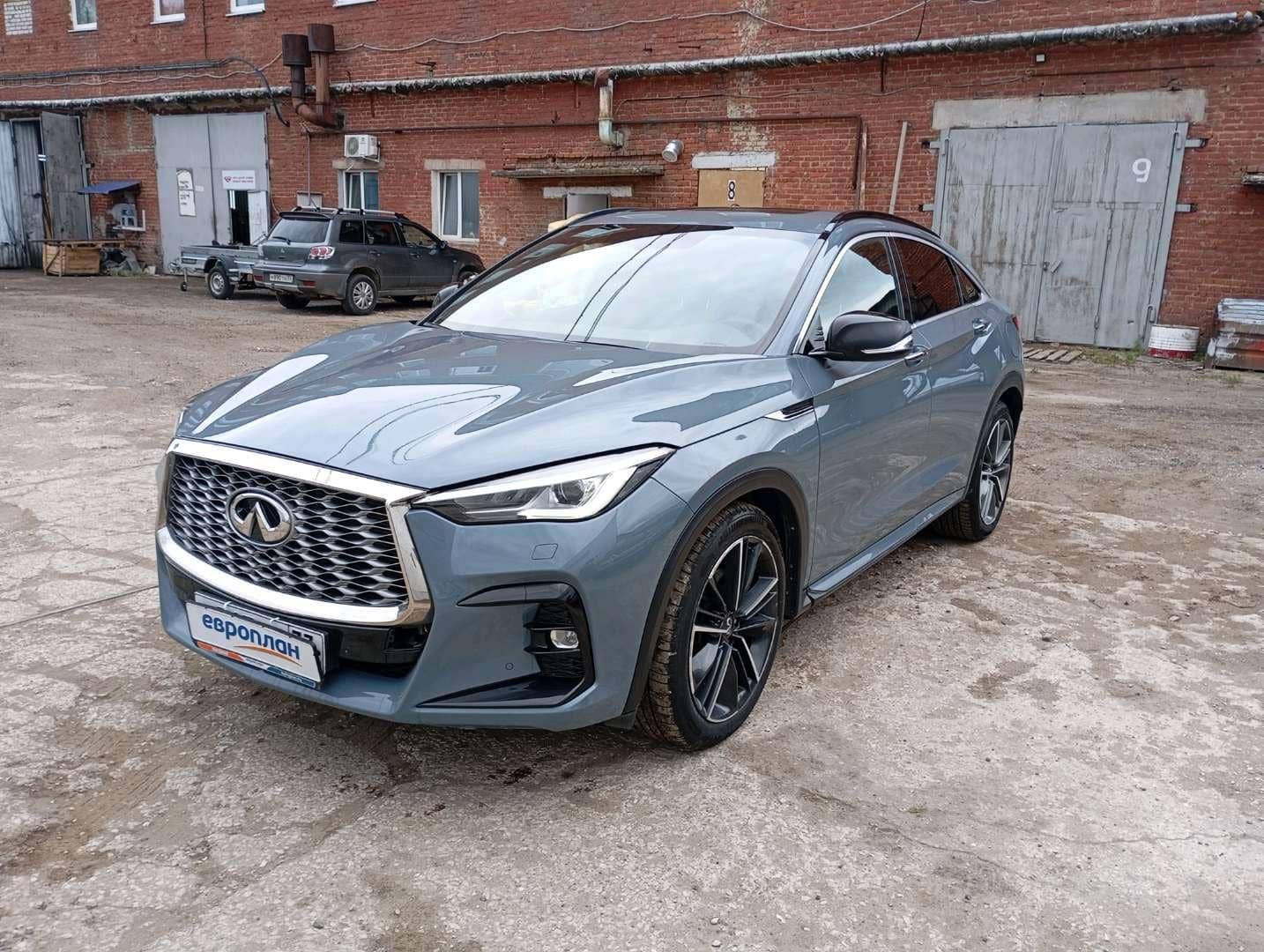 INFINITI QX55