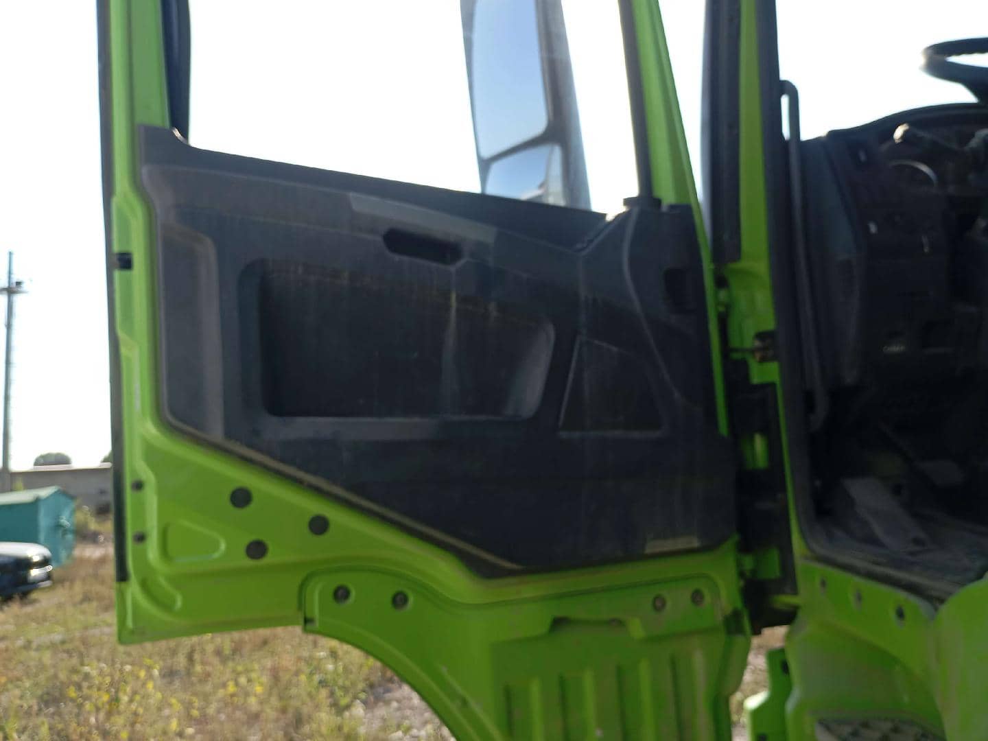 Shacman SX33186W366C,  90 552 км, 2023 года в лизинг