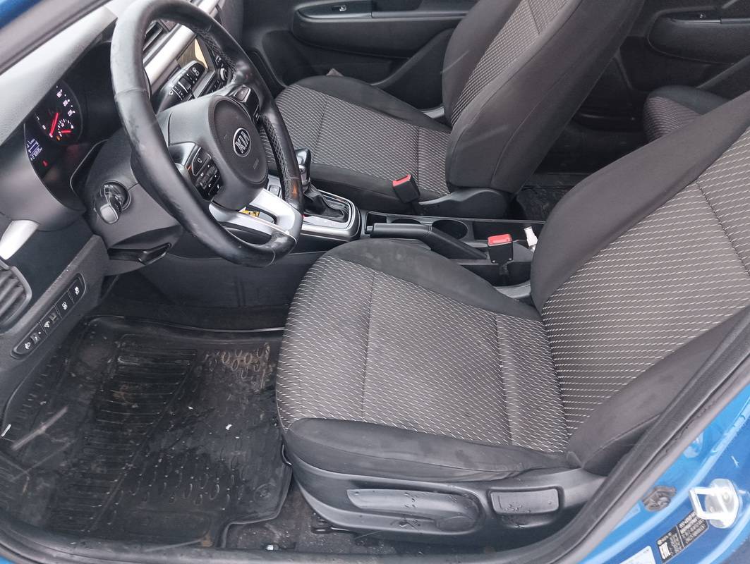 KIA Rio X-Line,  276 835 км, 2019 года в лизинг