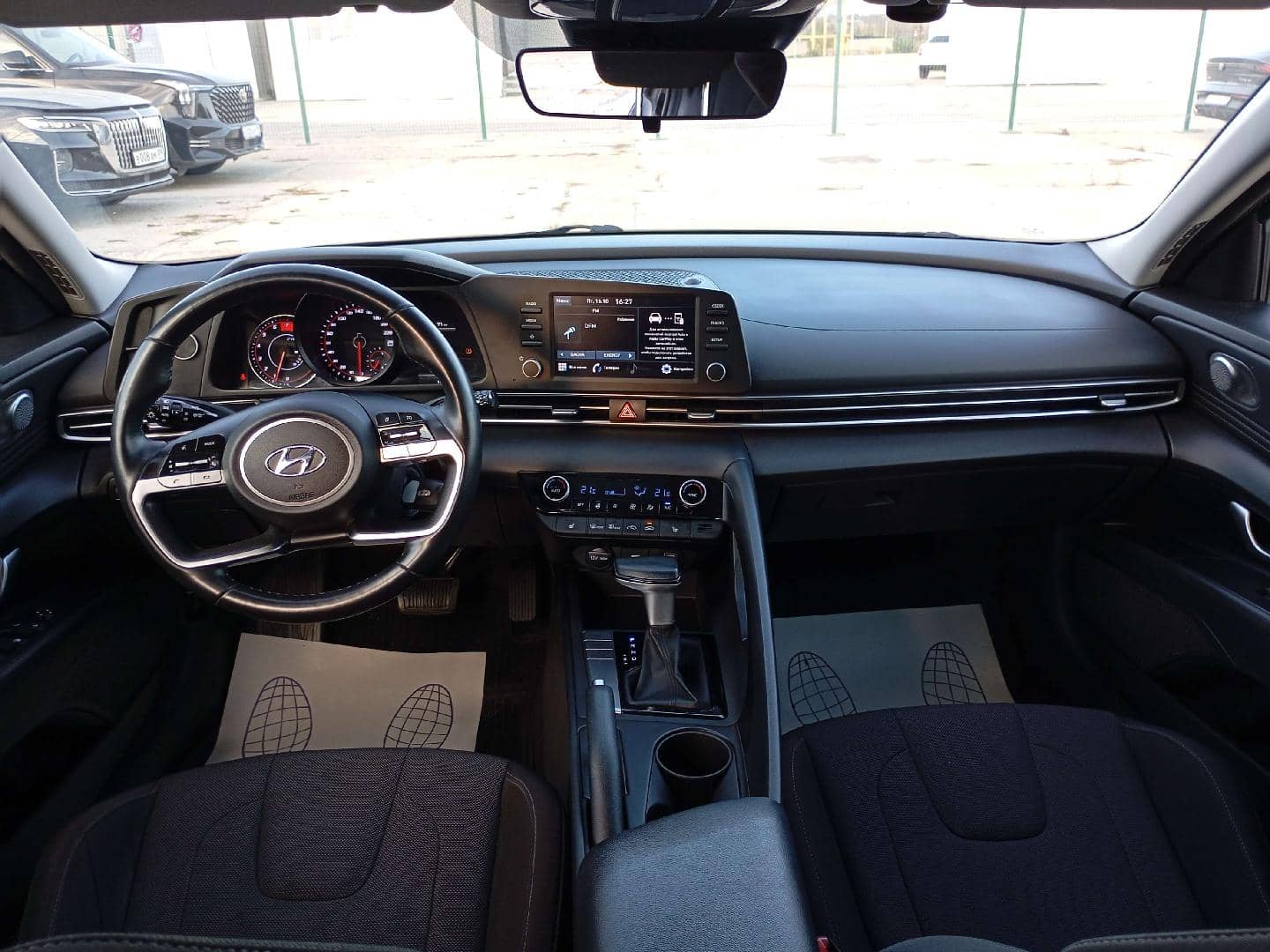 Hyundai Elantra,  102 419 км, 2022 года в лизинг