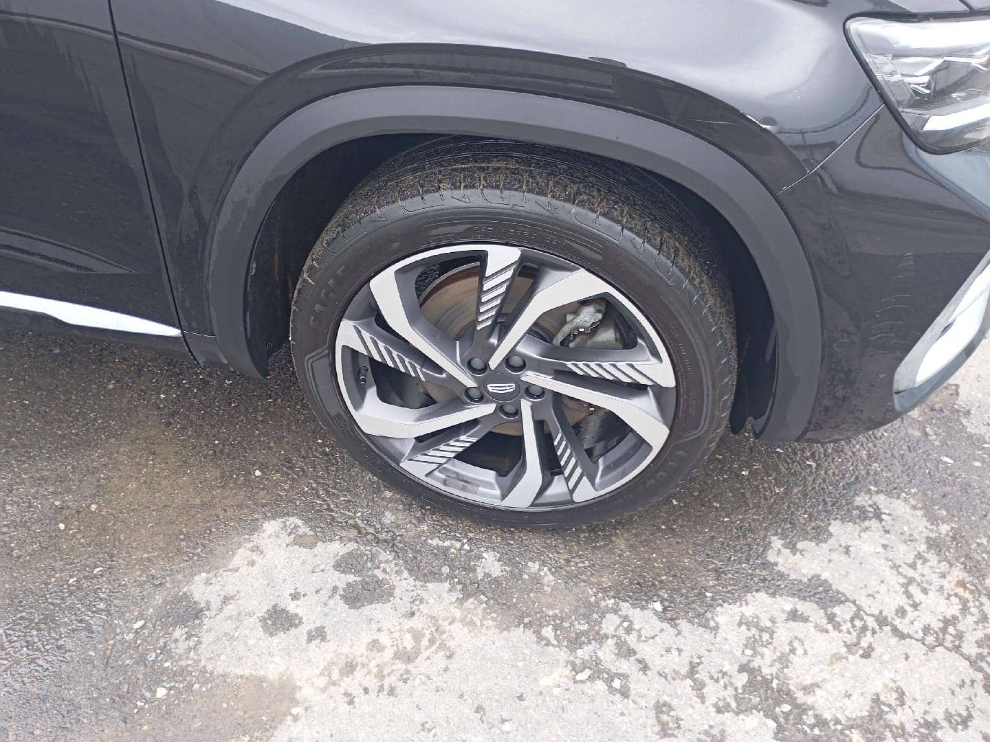 Geely Monjaro,  62 354 км, 2024 года в лизинг