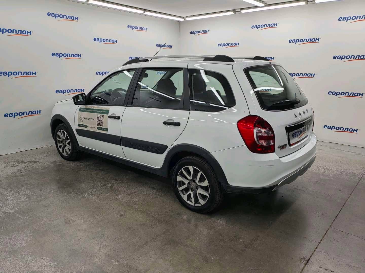 Lada Granta Кросс,  42 584 км, 2023 года в лизинг