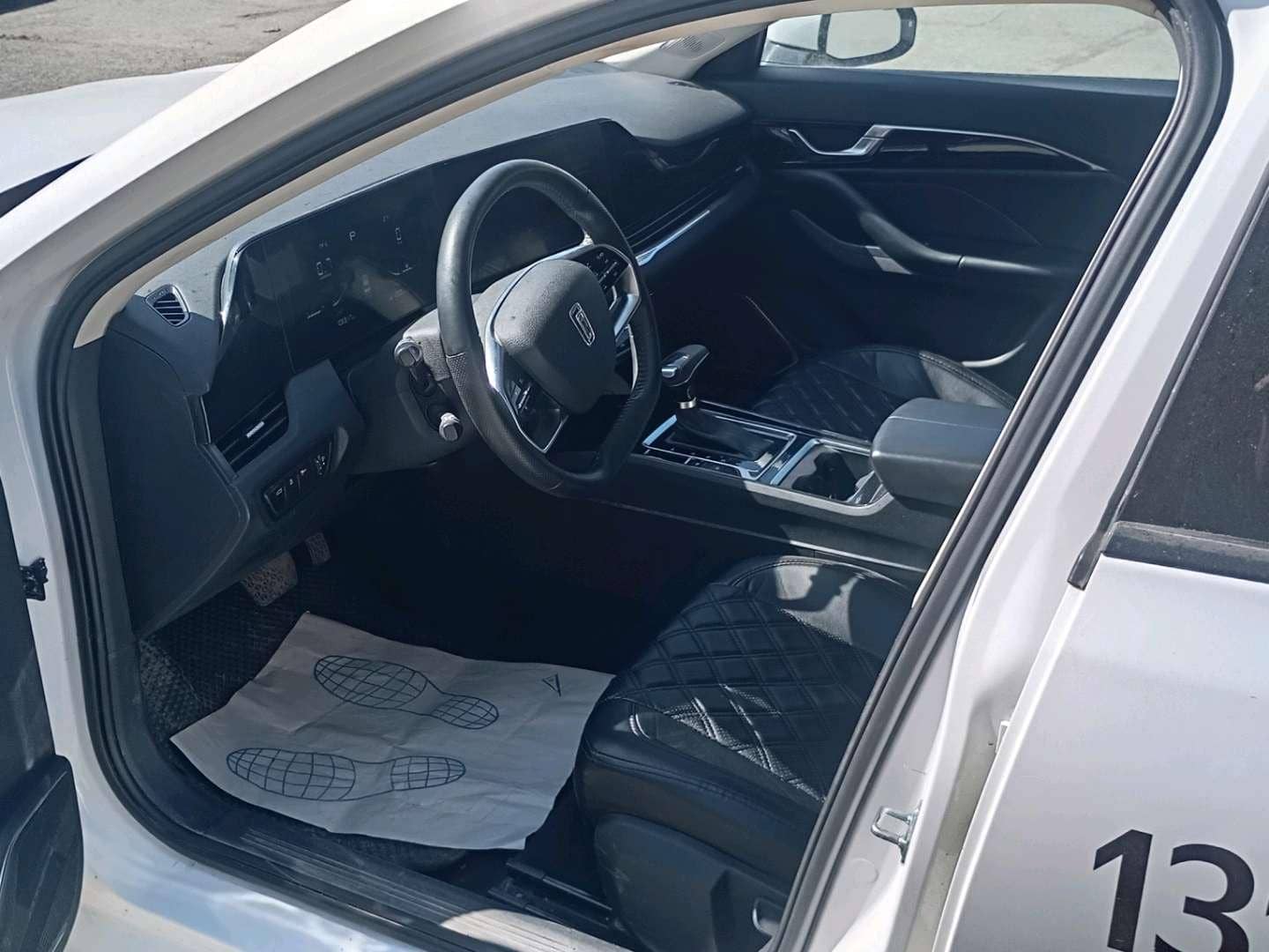 FAW Bestune B70,  106 929 км, 2023 года в лизинг