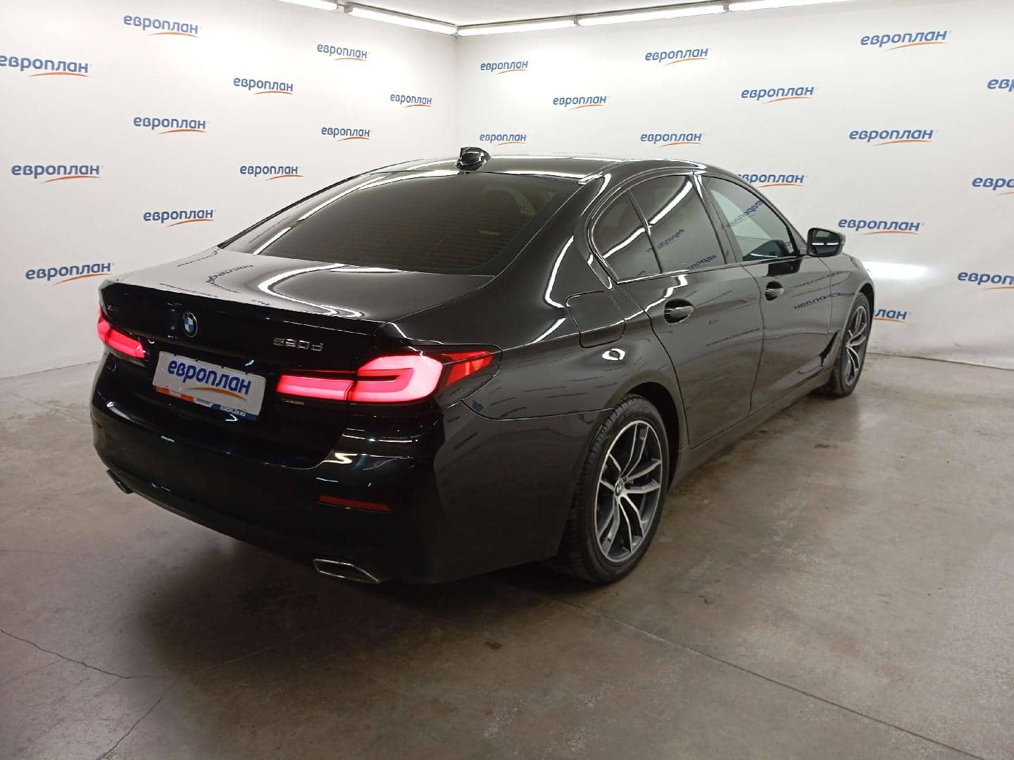BMW 5 серия,  232 638 км, 2021 года в лизинг