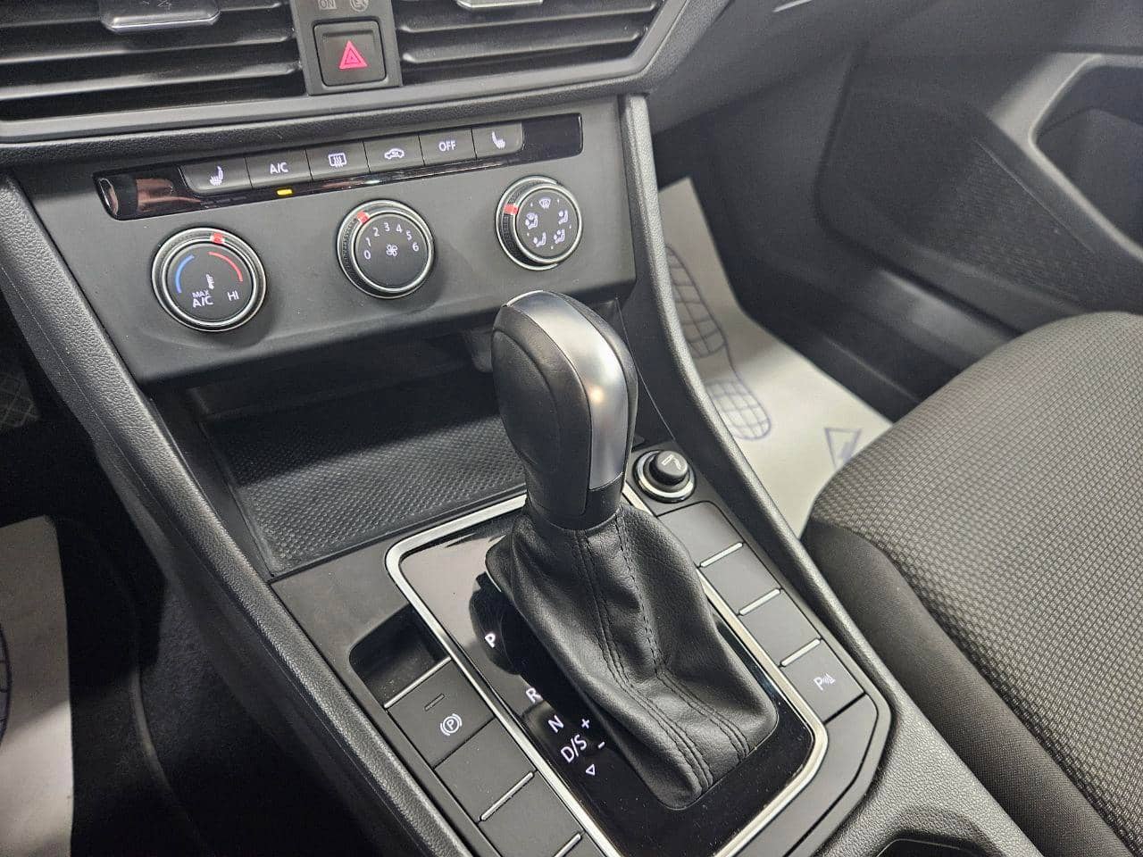 Volkswagen Jetta,  123 248 км, 2020 года в лизинг