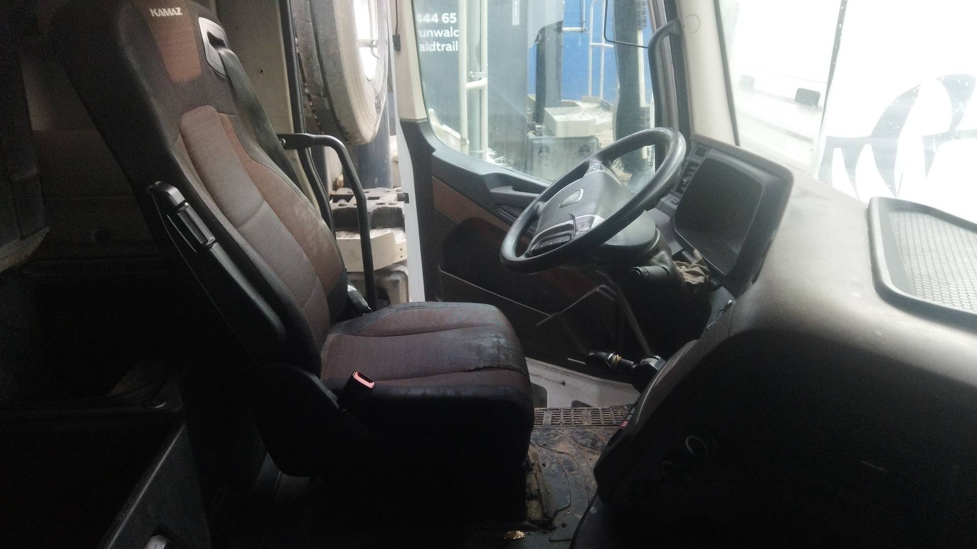 КАМАЗ 54901-92 (M1945),  650 000 км, 2021 года