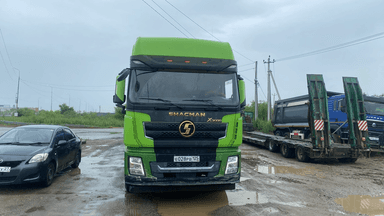 Shacman SX42584V324