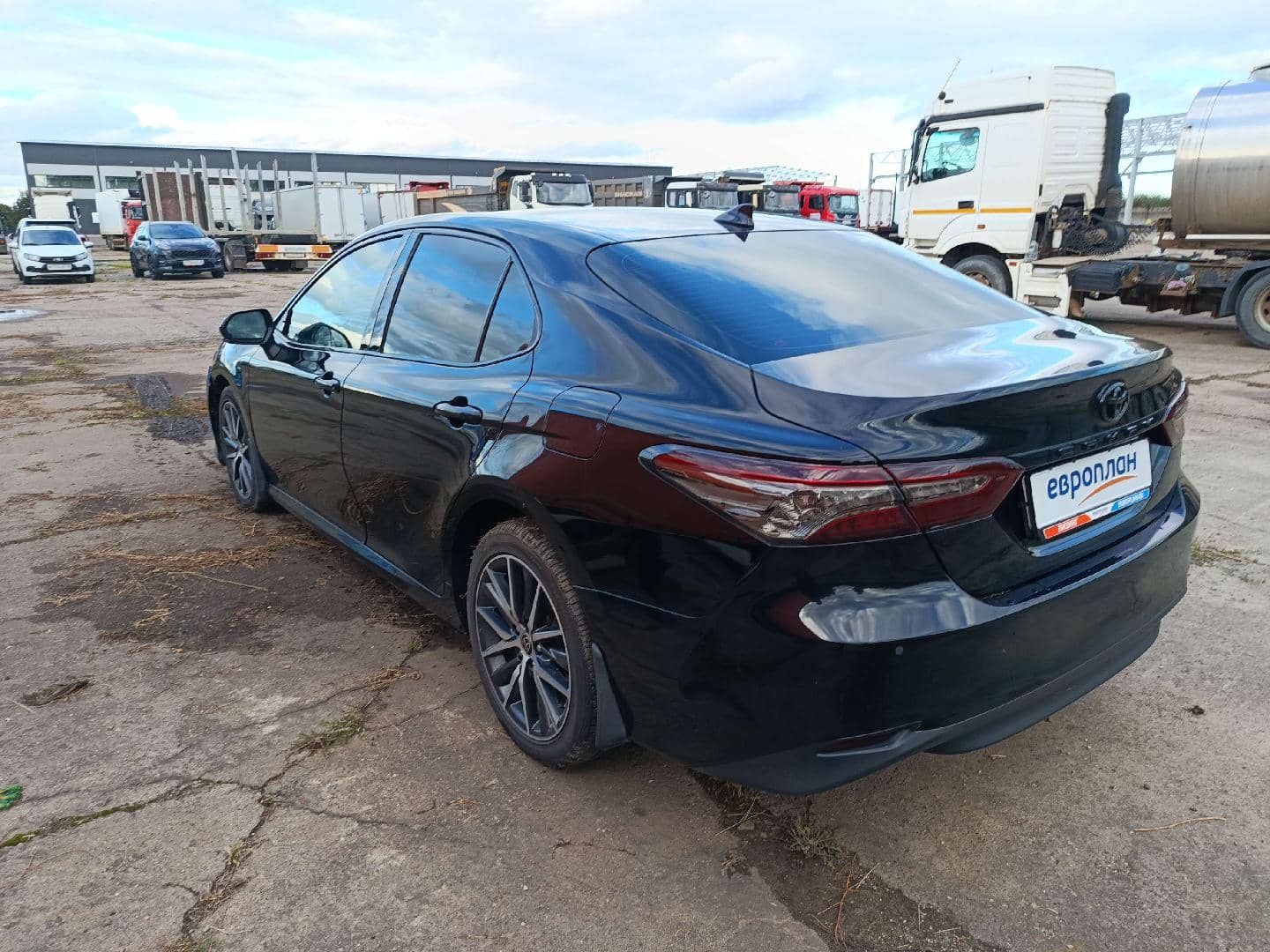 Toyota Camry,  176 327 км, 2021 года в лизинг