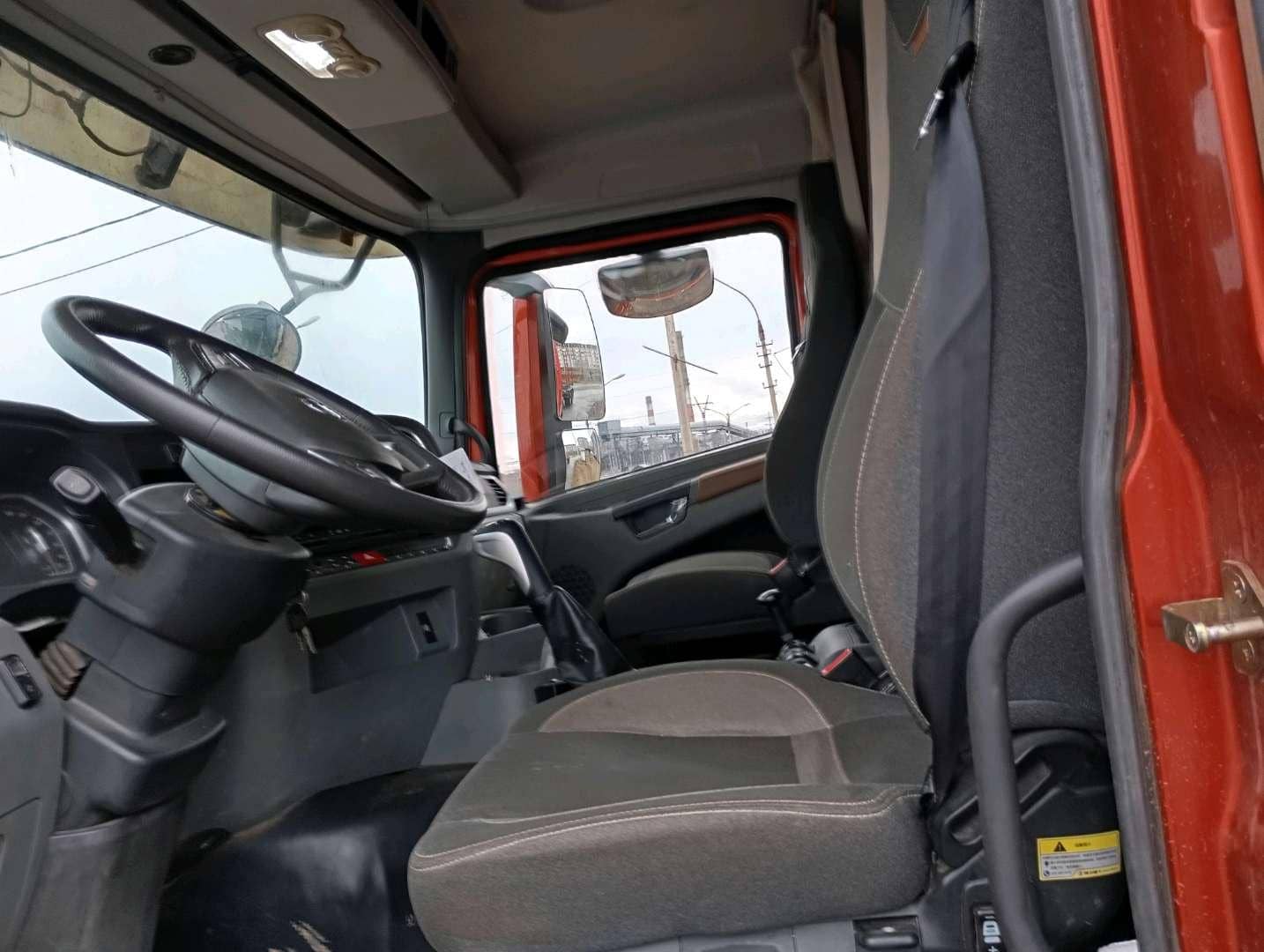 Shacman SX32586V385,  90 610 км, 2024 года в лизинг
