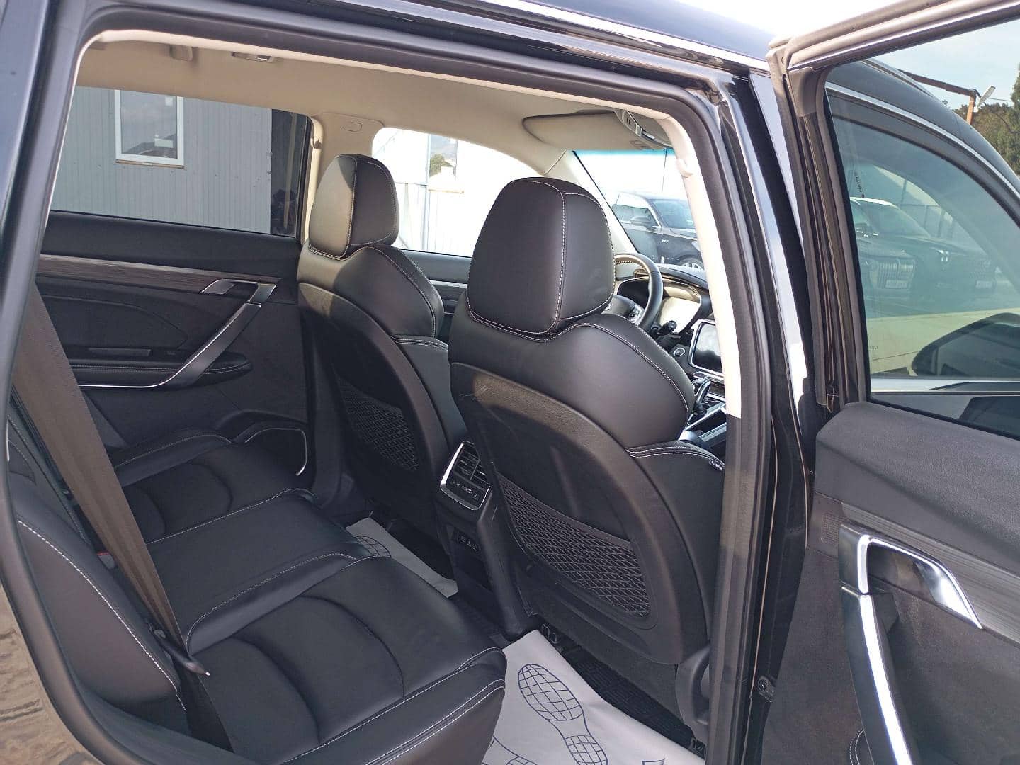 Geely Atlas Pro,  81 585 км, 2022 года в лизинг
