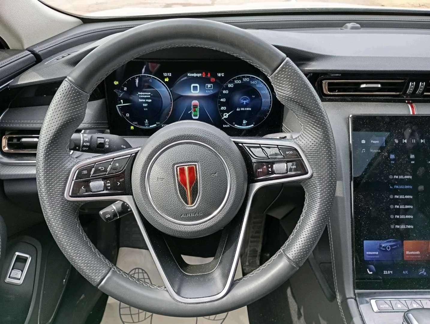 Hongqi H5,  114 325 км, 2023 года в лизинг