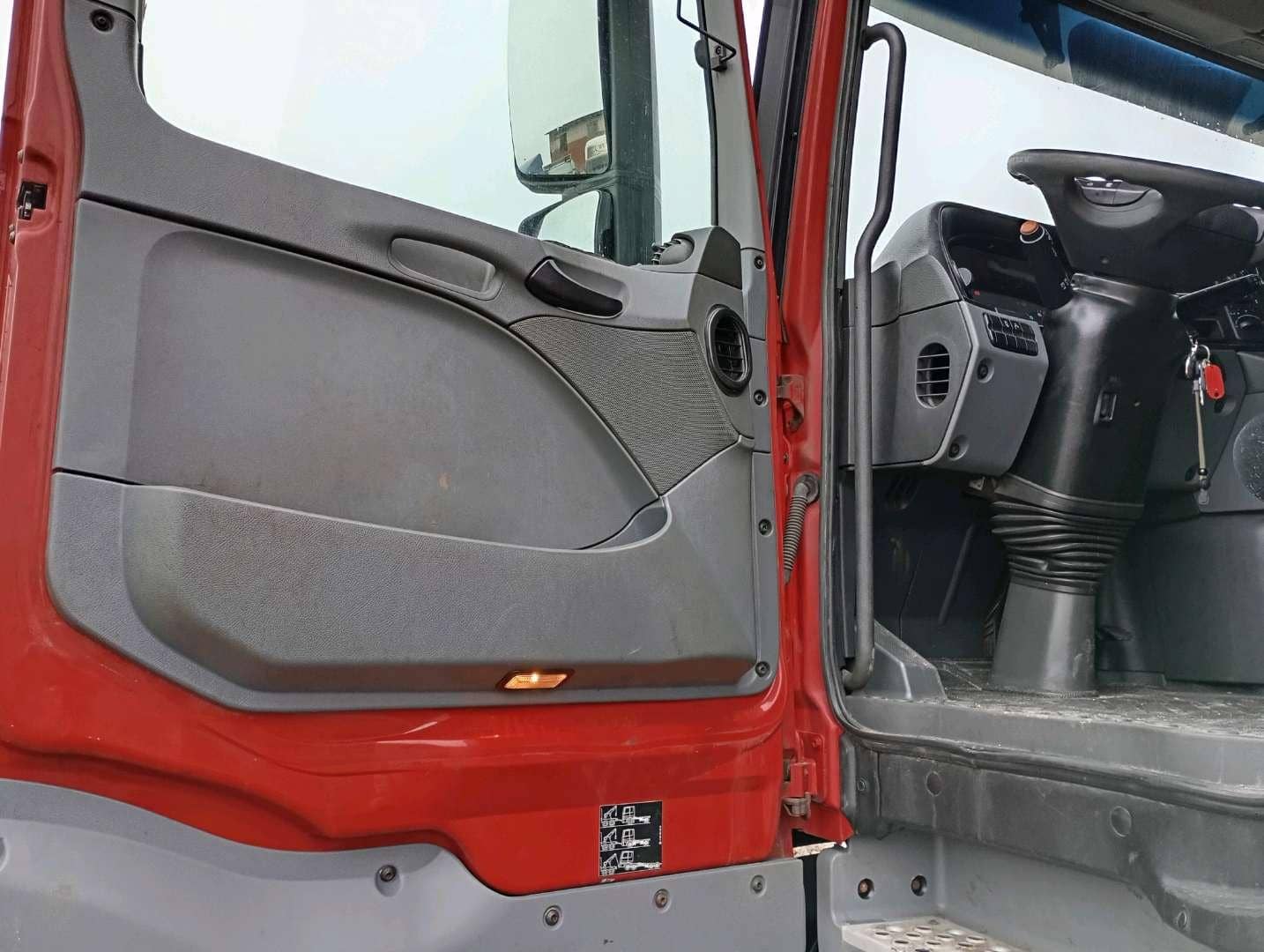 Mercedes-Benz Actros 3 1844 LS 4x2 (L),  1 110 790 км, 2018 года в лизинг