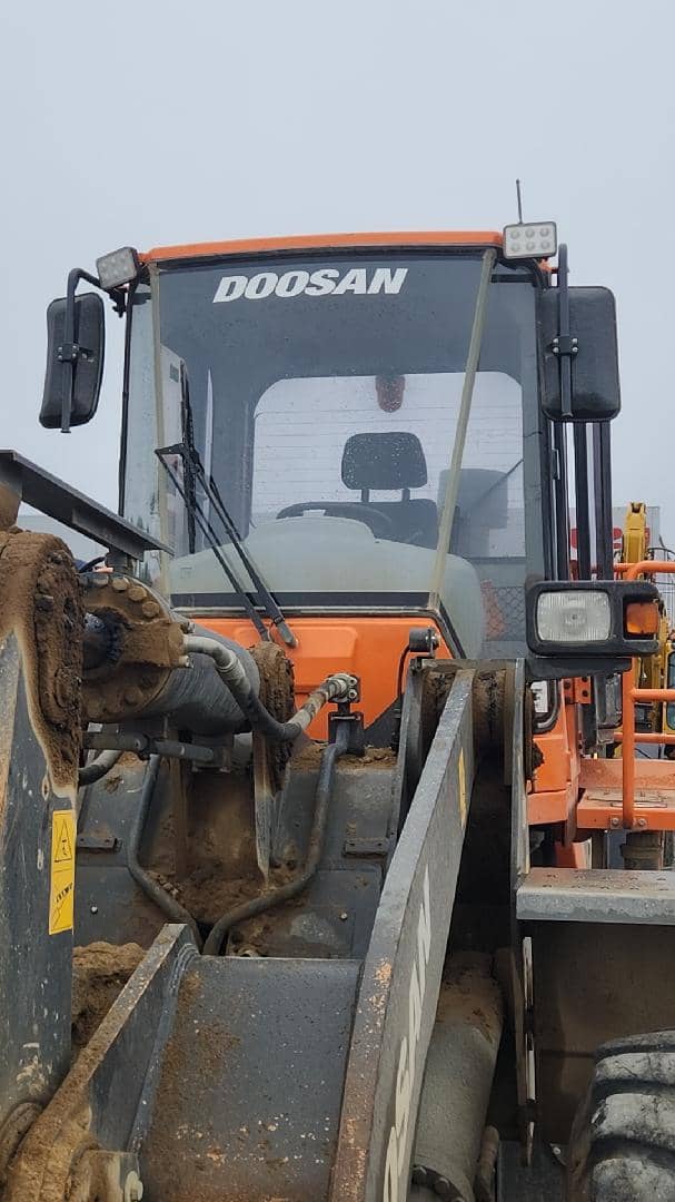 DOOSAN/DEVELON SD300,  3 921 км, 2022 года в лизинг