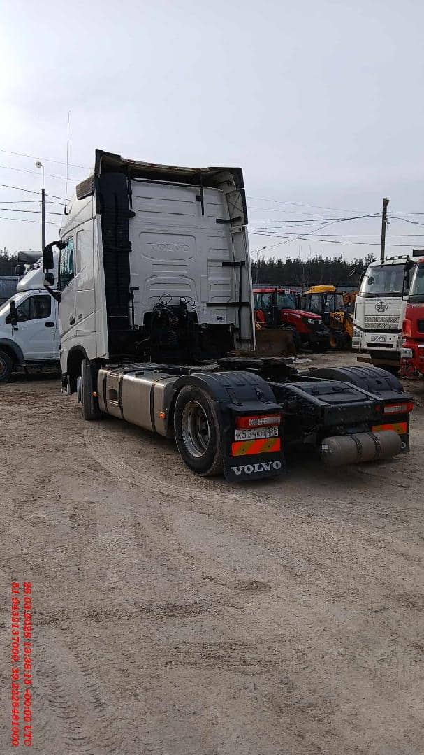 Volvo FH 460 4x2 (FH Globetrotter),  723 543 км, 2022 года в лизинг