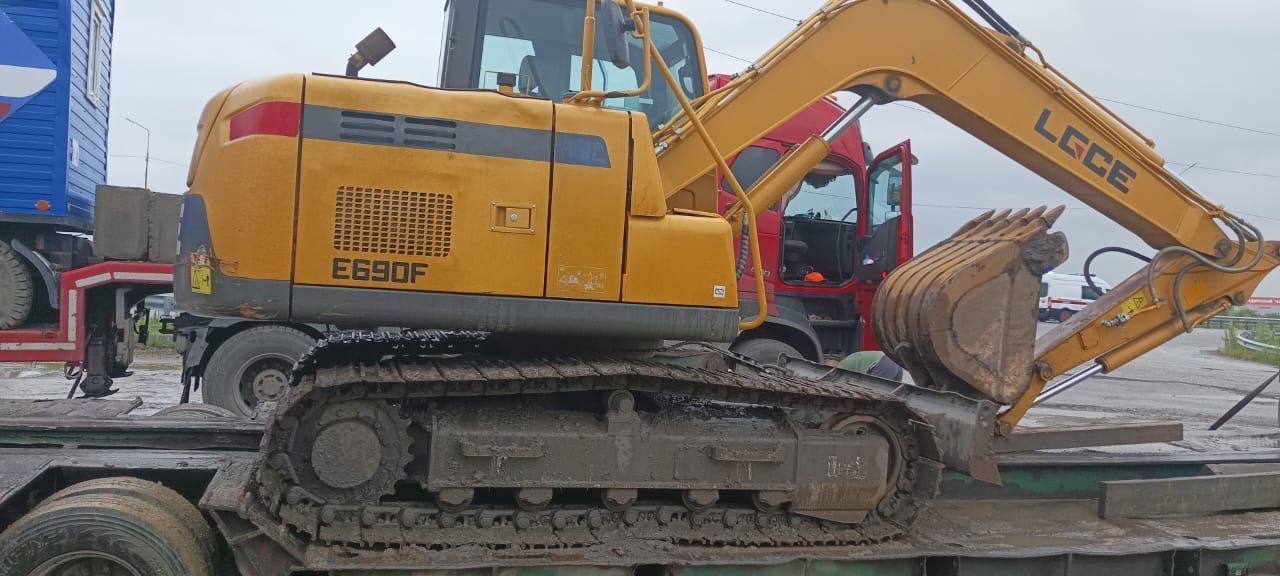 SDLG/LGCE E690F, 2022 года