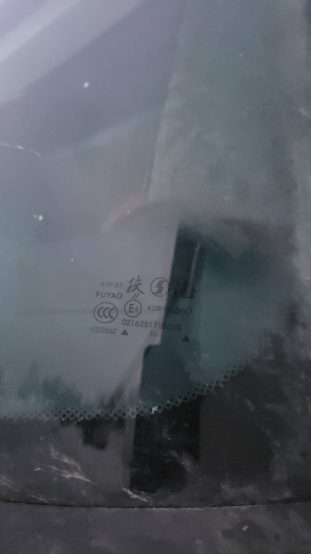 Shacman SX4188YY381,  302 324 км, 2024 года в лизинг