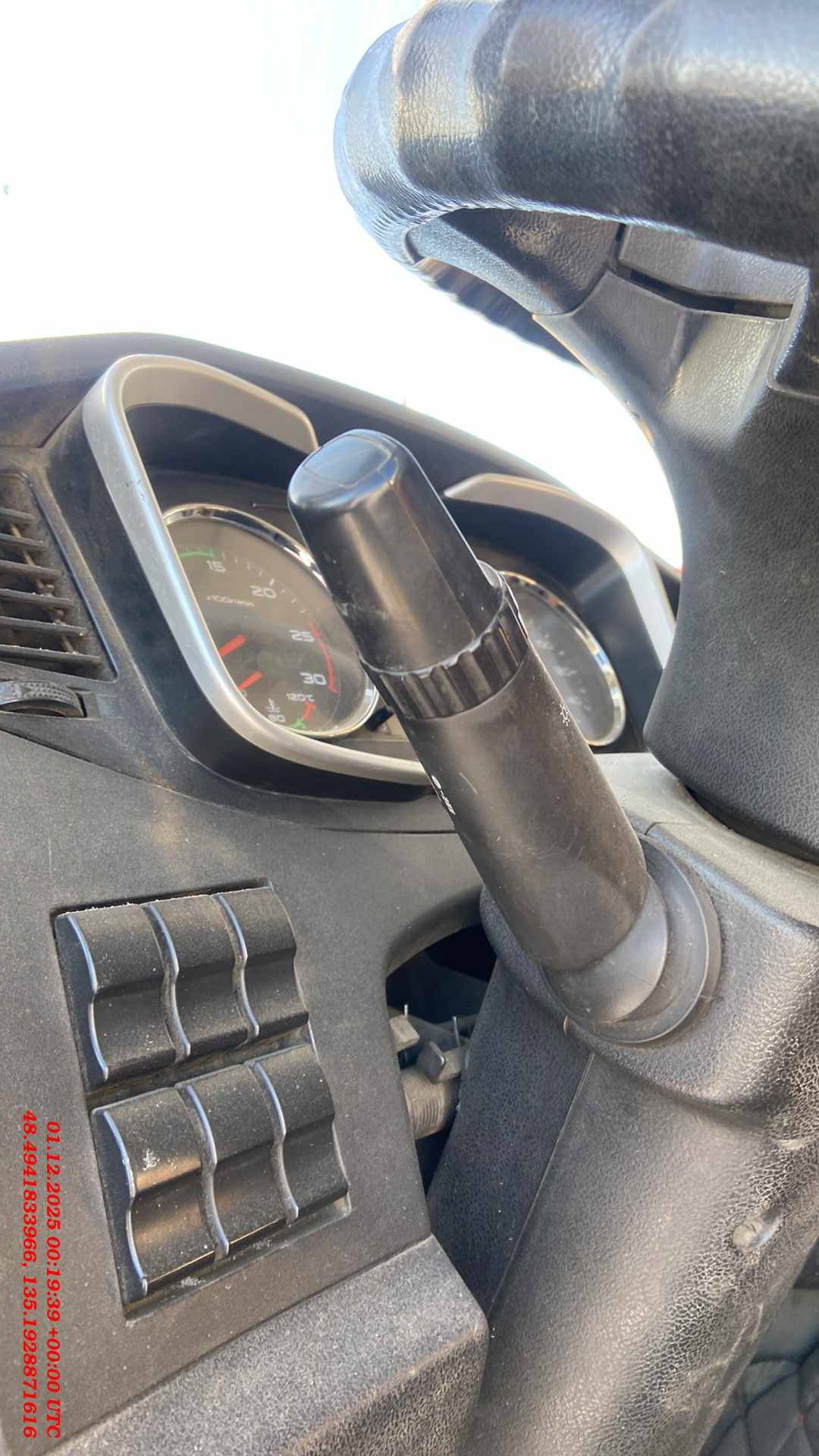 FAW CA3310P66K24T4E5 8х4,  250 000 км, 2022 года в лизинг