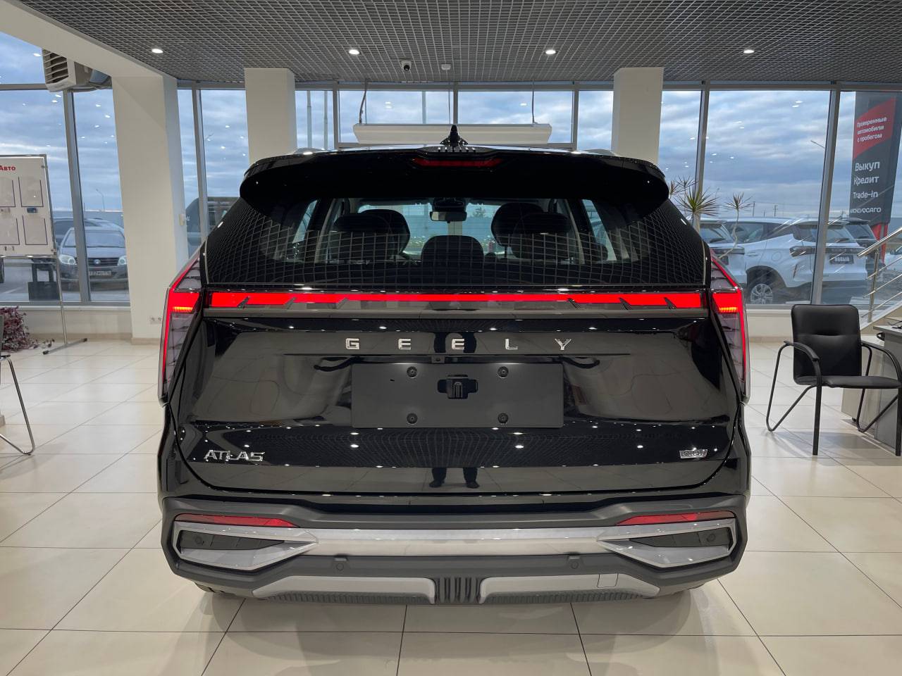 Geely Atlas Флагман 2.0Т АТ полный привод