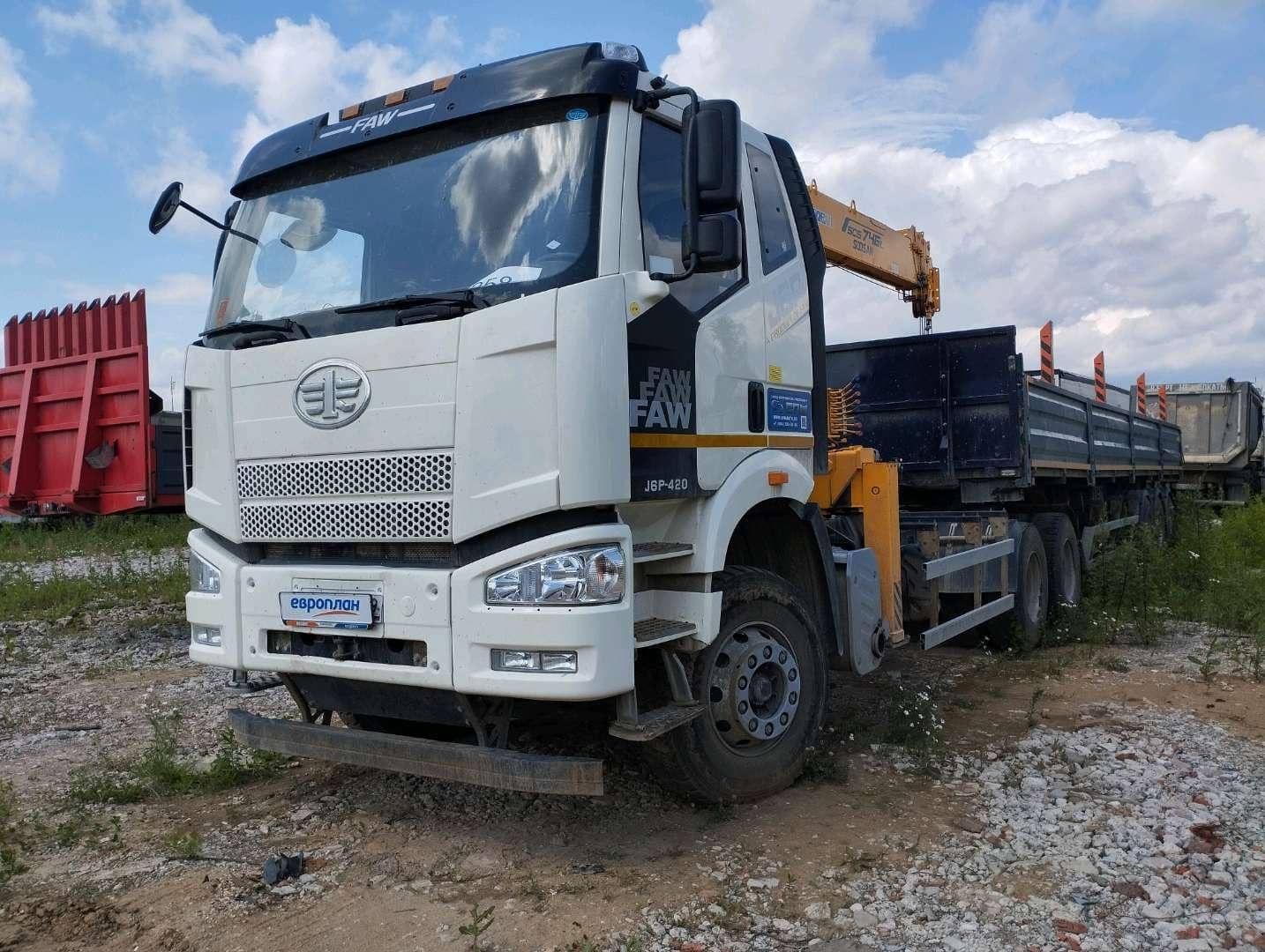 FAW CA3250P66K24T1E5 6х4,  35 288 км, 2024 года в лизинг