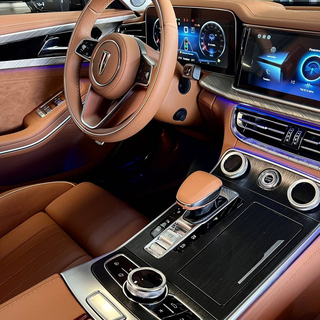 Hongqi H9 2.0Т Делюкс (Deluxe)