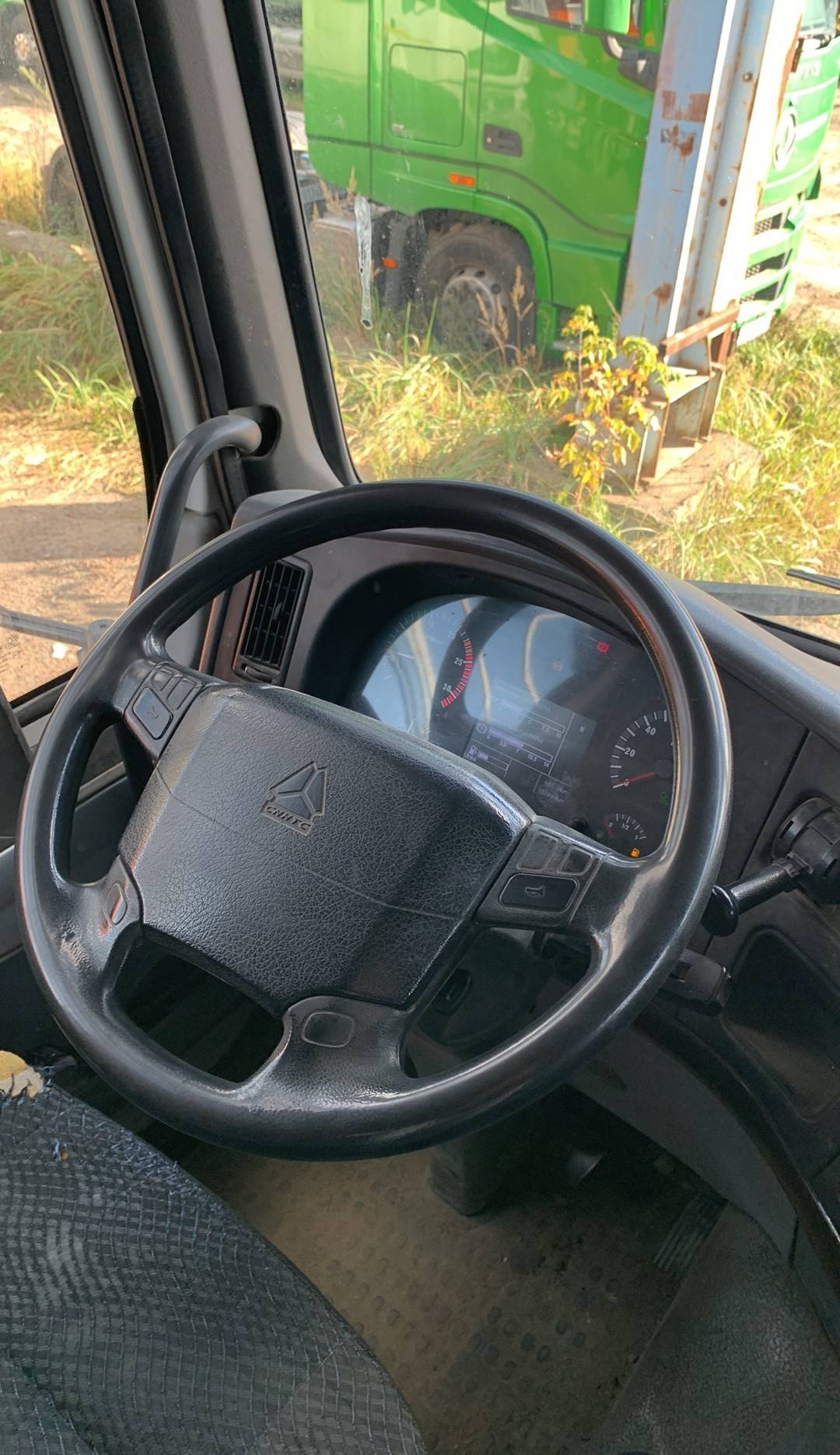 HOWO ZZ5407GJBS3267E  8х4 A7,  153 999 км, 2022 года в лизинг