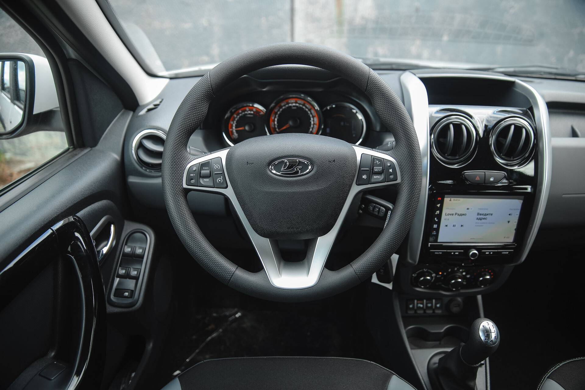Lada Largus Cross Enjoy 5 мест 1.6 106hp 5MT