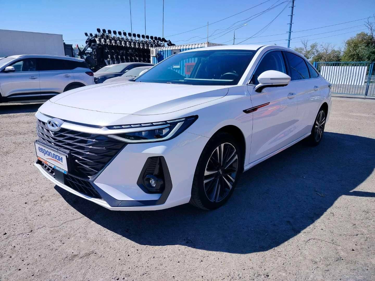 Chery Arrizo 8