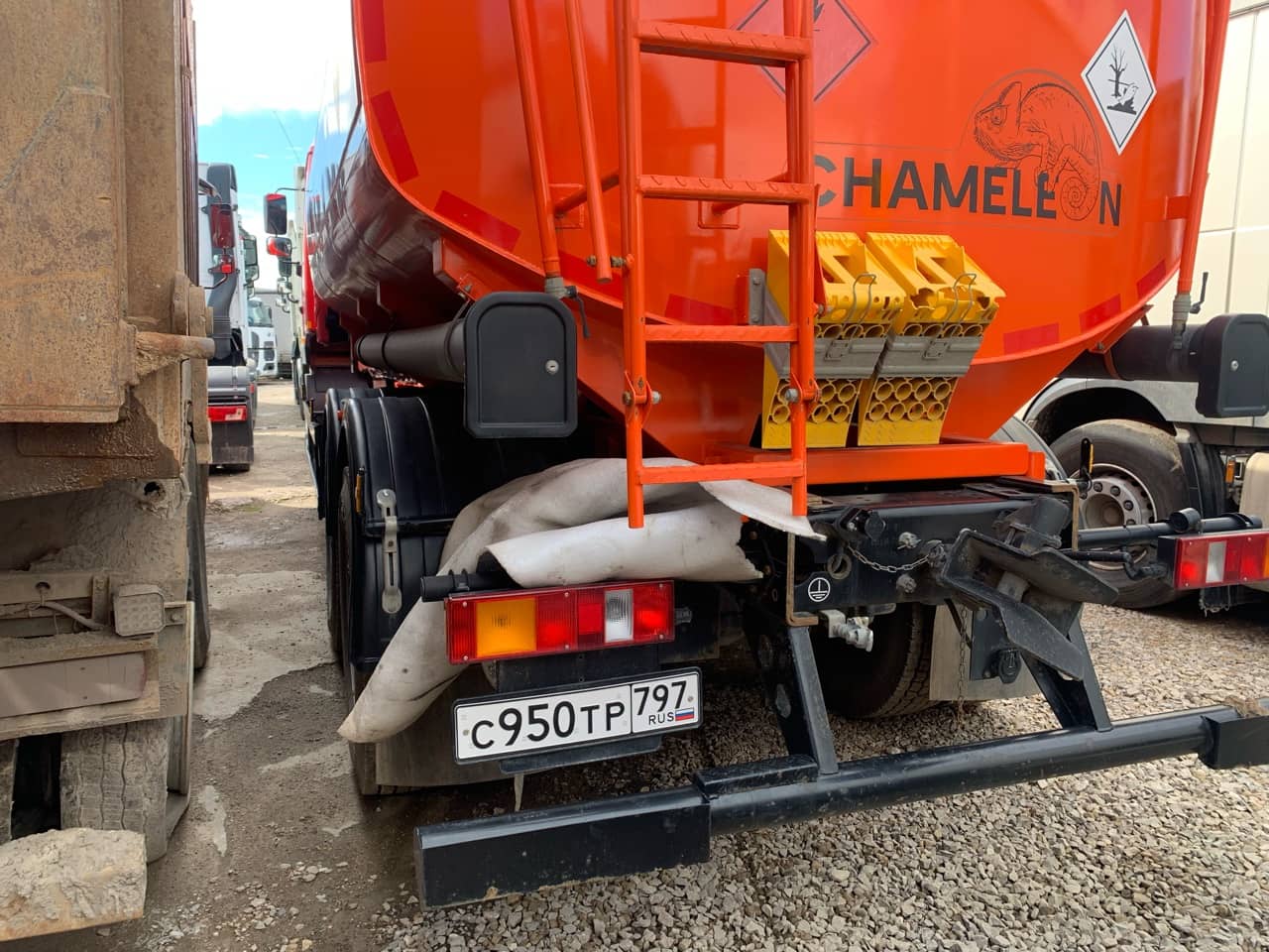 МАЗ 6312C9-8575-012,  6 296 км, 2024 года в лизинг